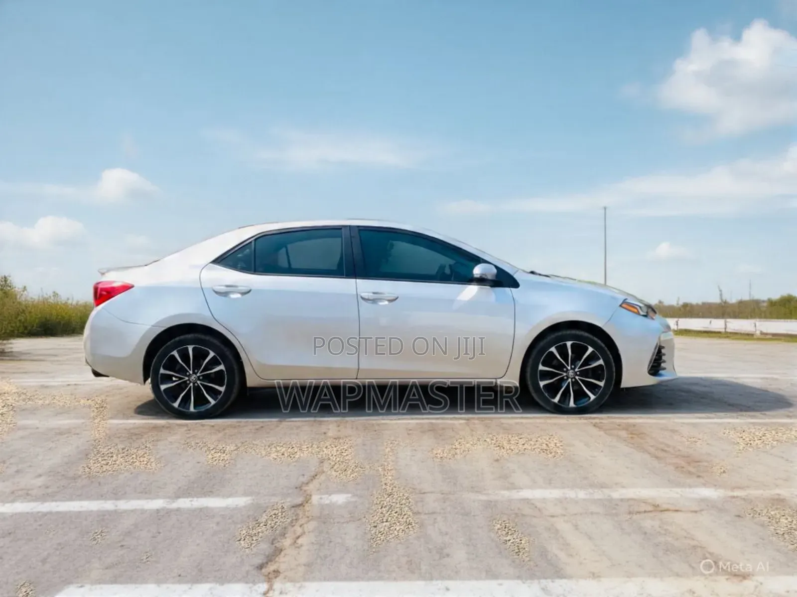 Toyota Corolla SE (1.8L 4cyl 6M) 2018 White