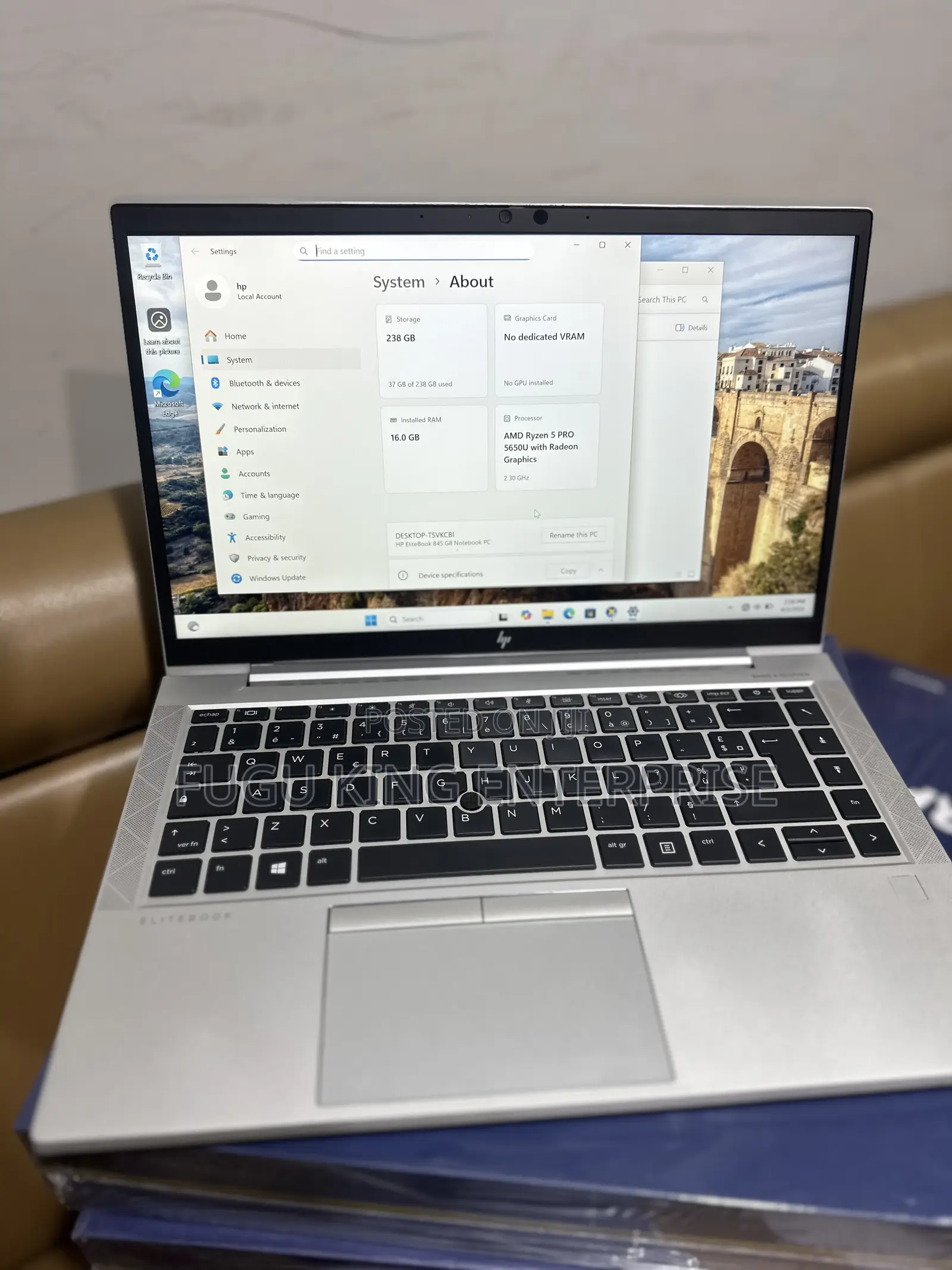 Laptop HP EliteBook 845 G8 16GB AMD Ryzen 5 SSD 256GB