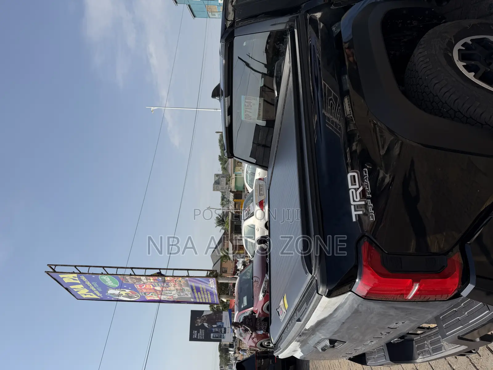 Toyota Tacoma 2012-25 Bucket Cover Roller Type