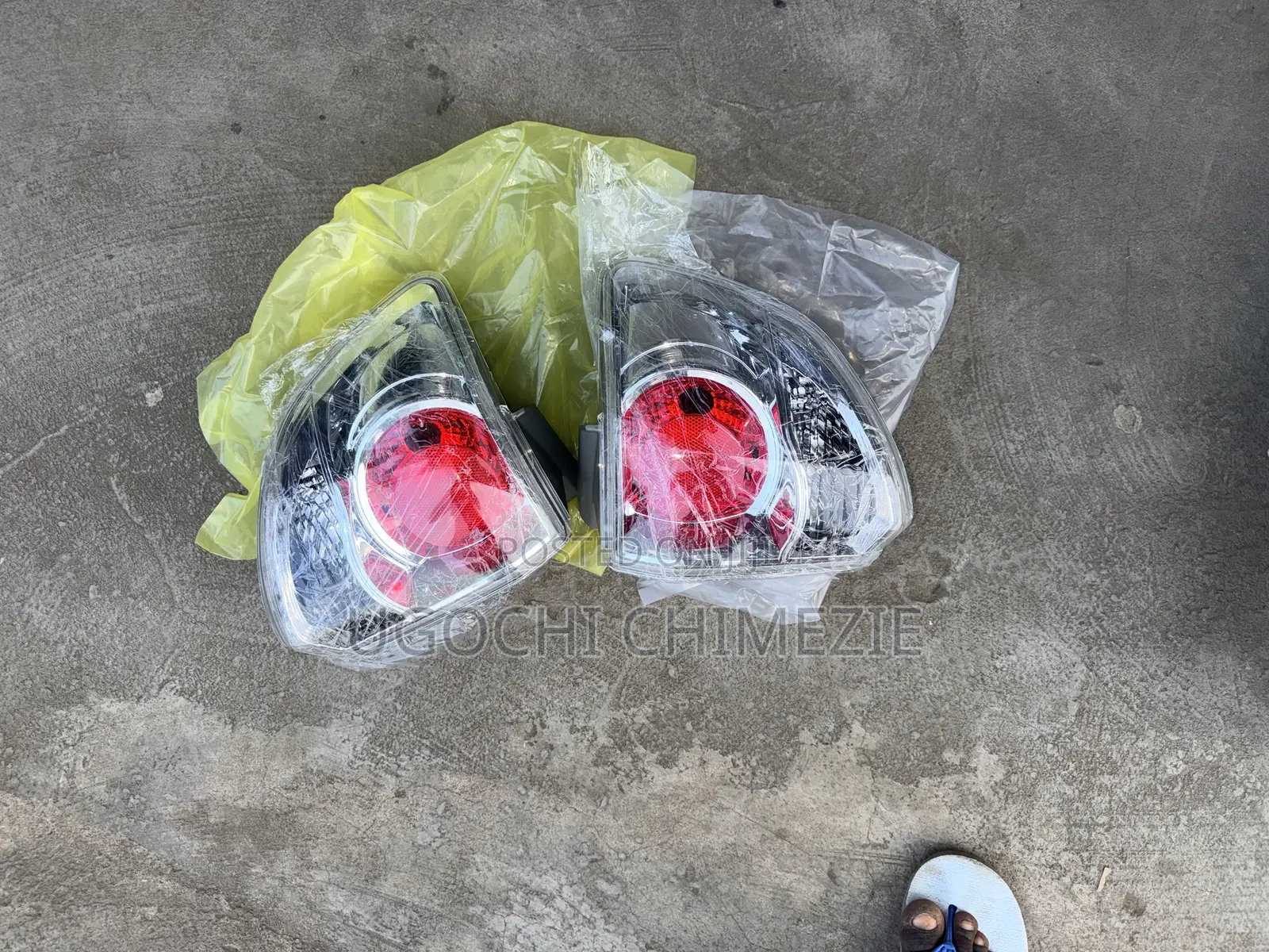 Toyota Fortuner 2011/2012/2013 Tail Lights
