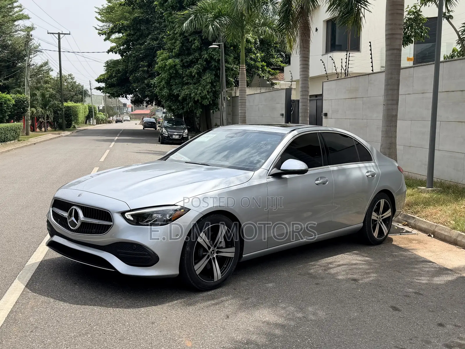 Mercedes-Benz C300 2024 Silver