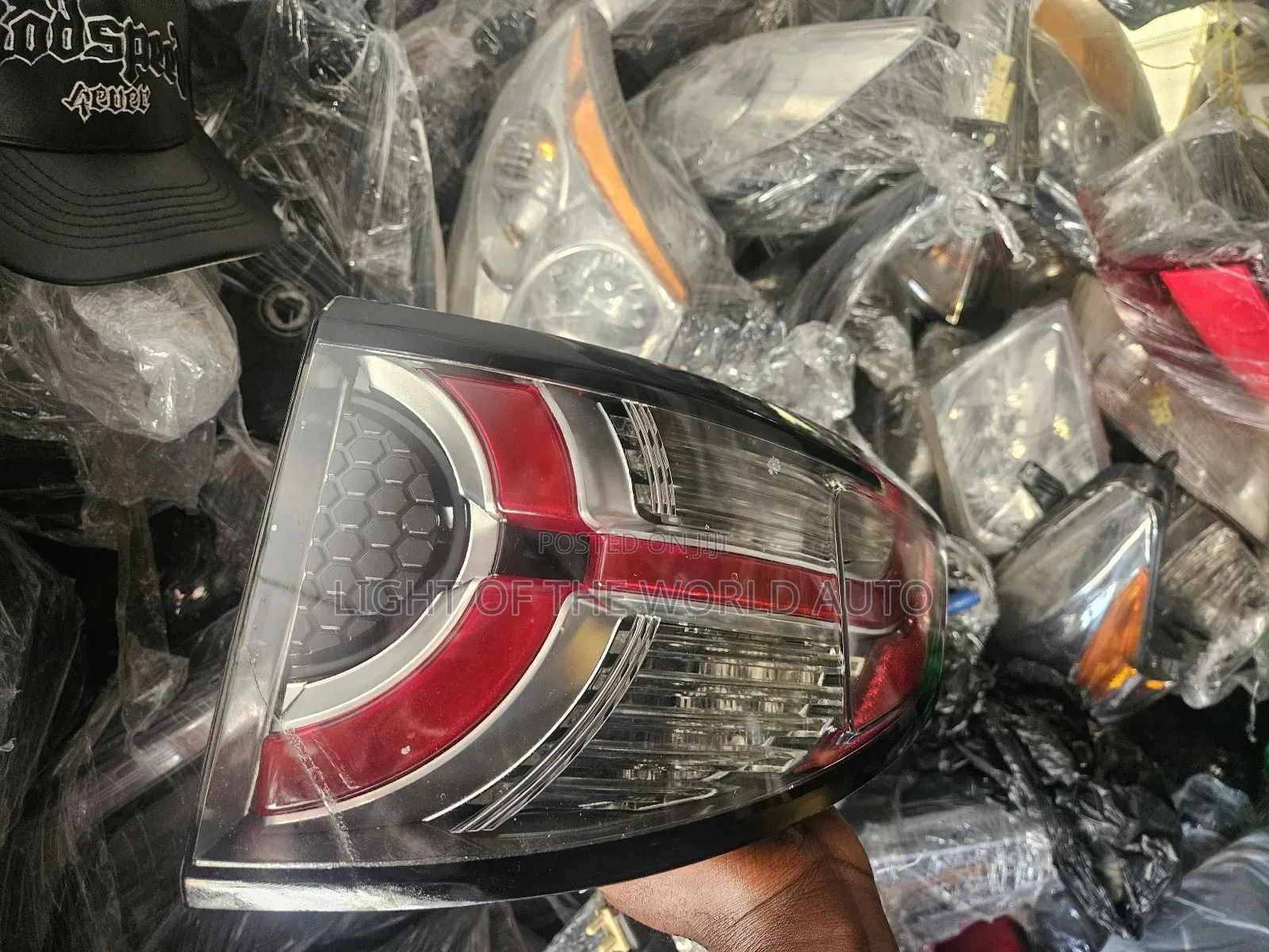 Land Rover Discovery Taillights Right
