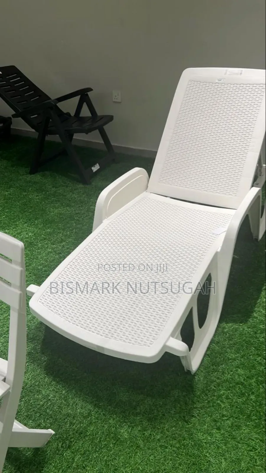 Classic Sun Lounger Swimming Pool Chair