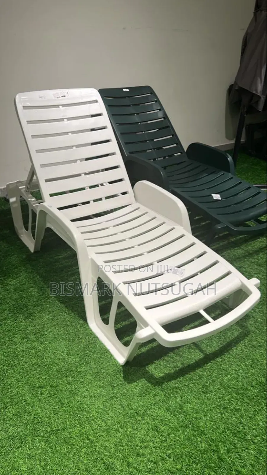 Classic Sun Lounger Swimming Pool Chair