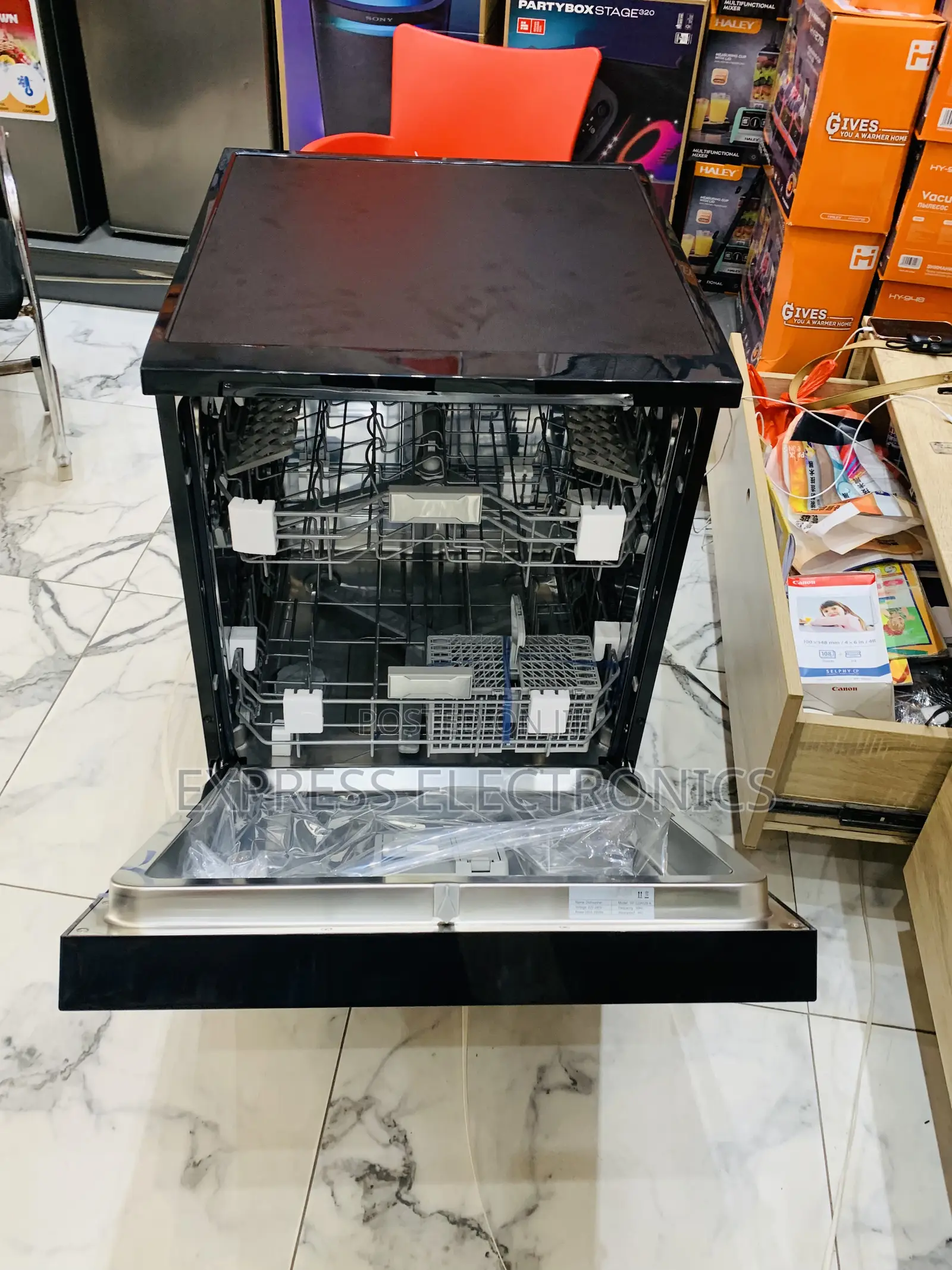 Newly Sealed in Box Black Kenwood in Built Dish Washer