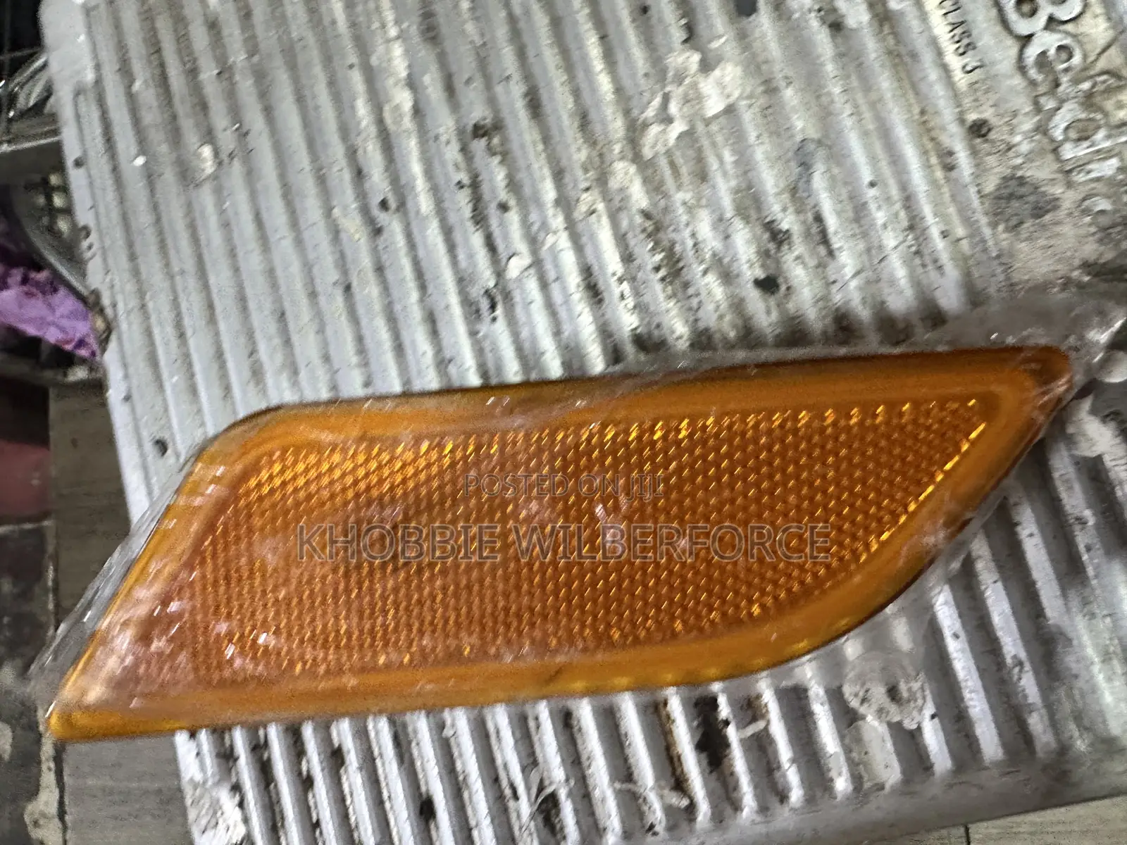 Mercedes Benz C250 Side Bumper Reflector
