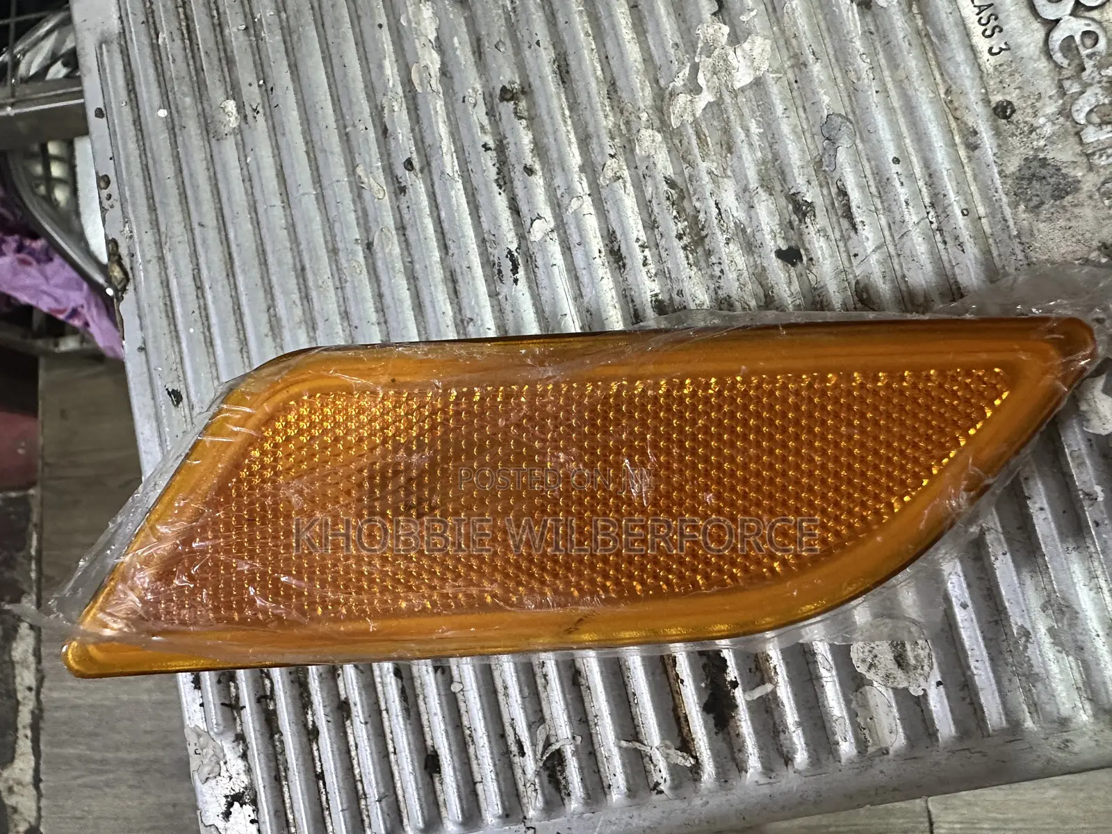 Mercedes Benz C250 Side Bumper Reflector
