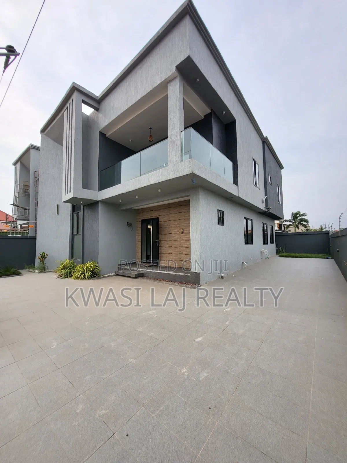 5bdrm House in Oyarifa for sale