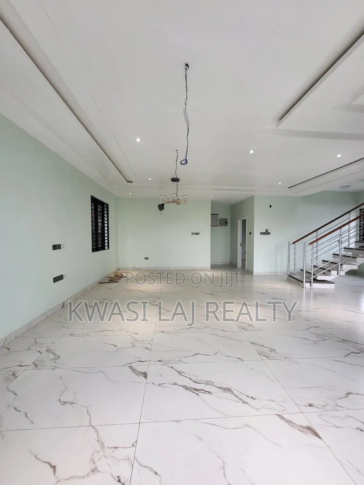 5bdrm House in Oyarifa for sale