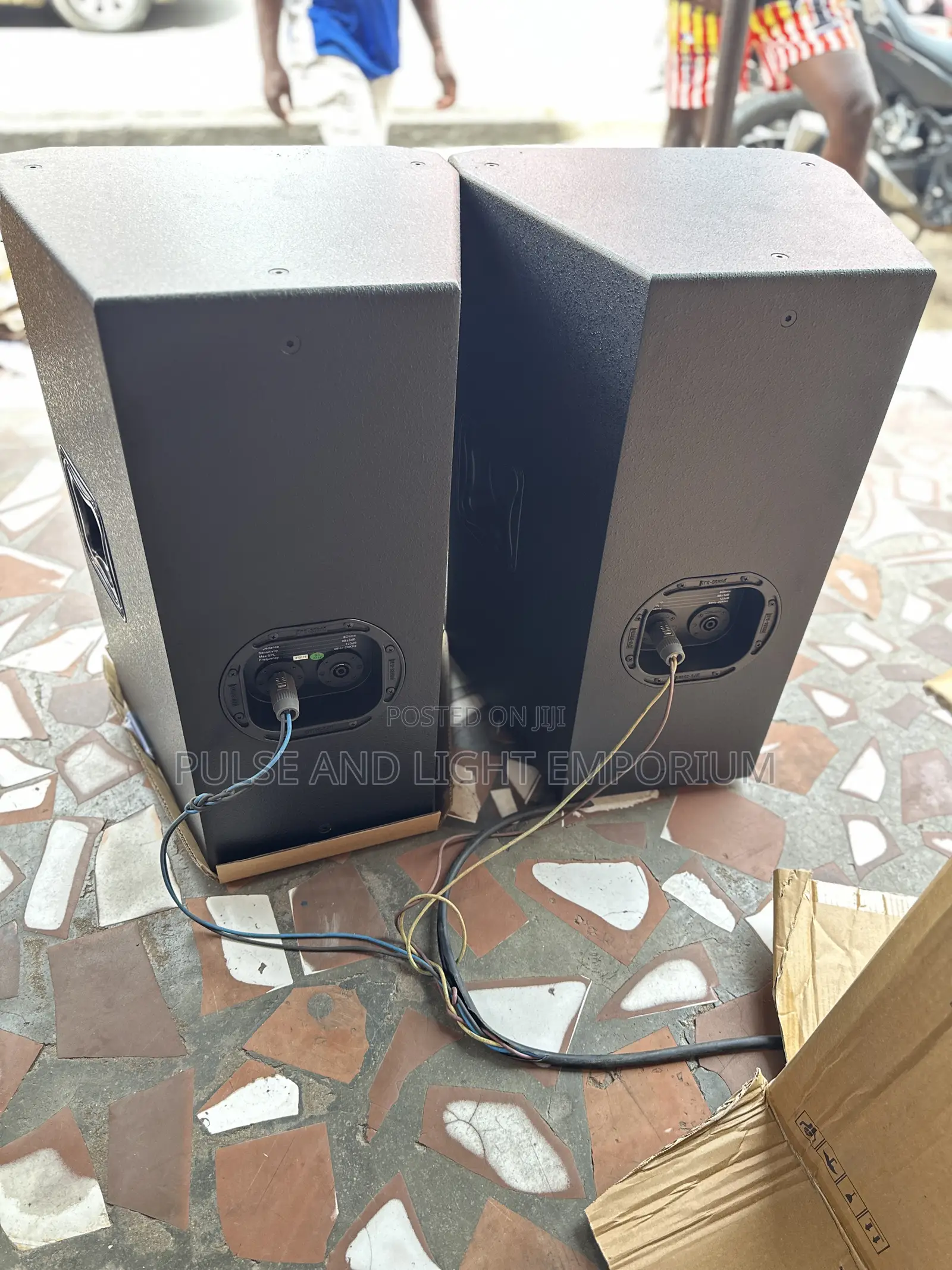 A Pair Of Gls Professional Loudspeakers(Short Range)