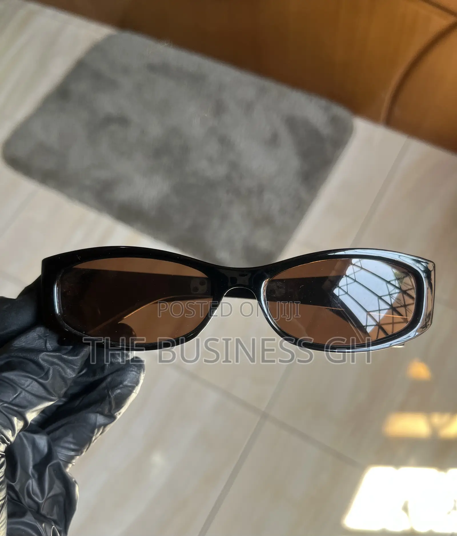Small Sunglasses for Men / Small Sunglasses for Women