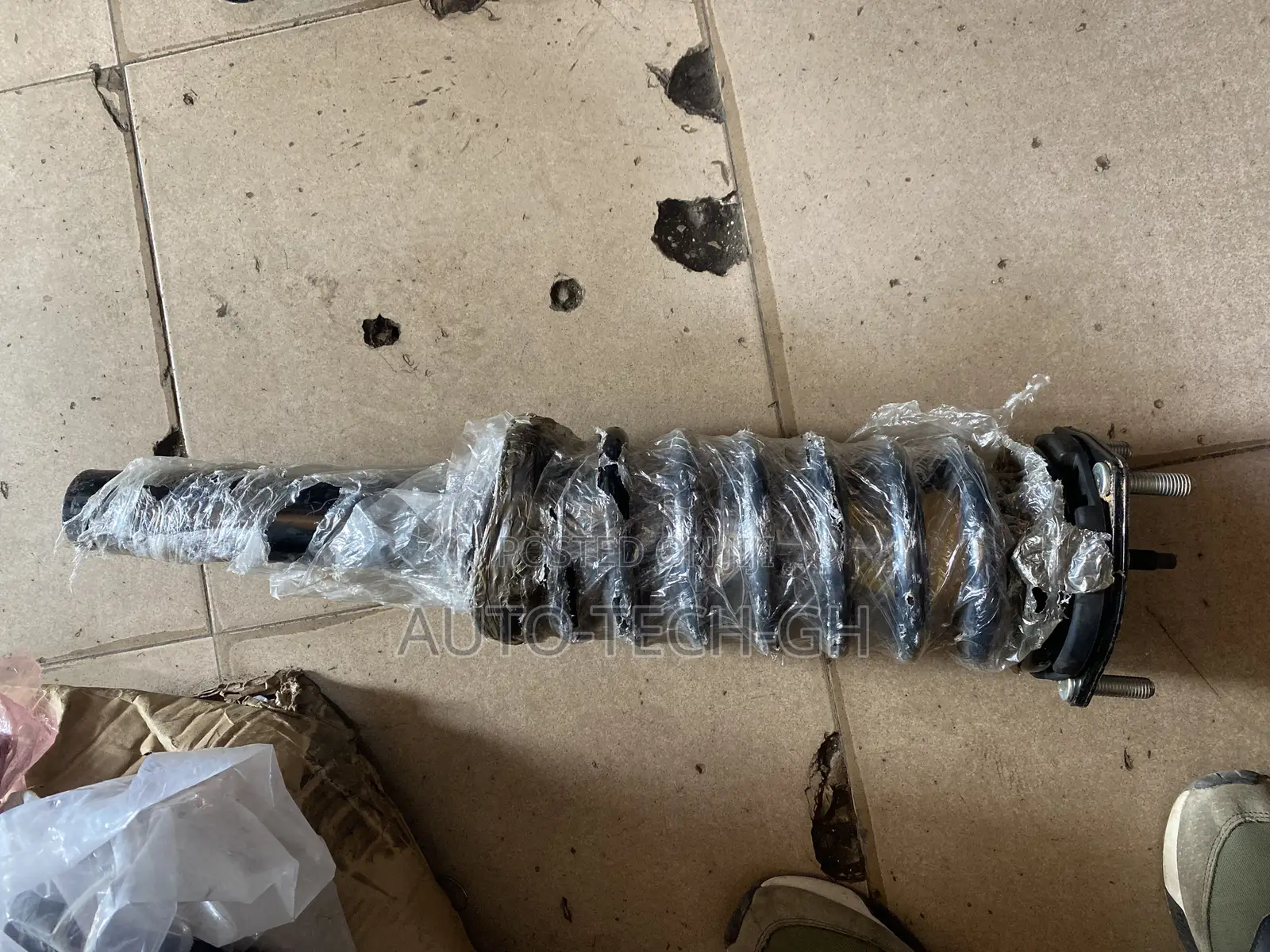 Jeep Commander 2008 To 2012 Front Shocks