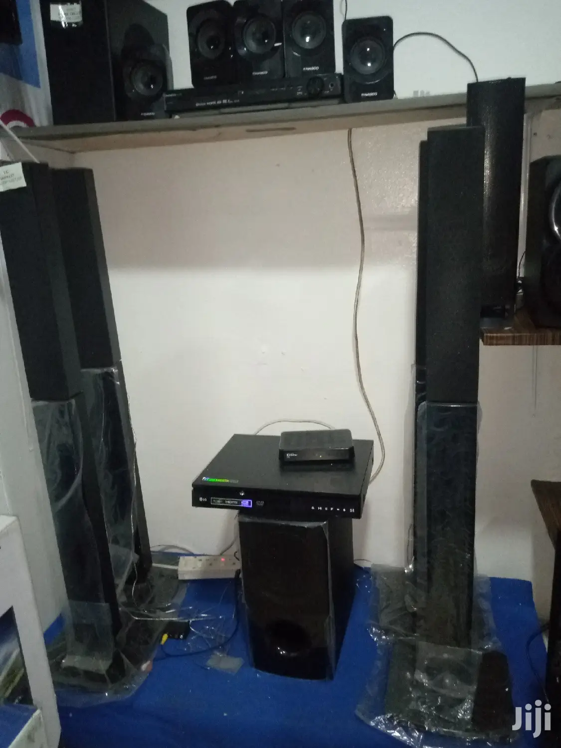LG Home Theatre - Long Poles