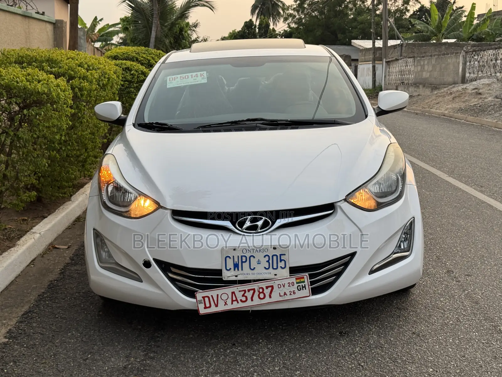 Hyundai Elantra 2015 White