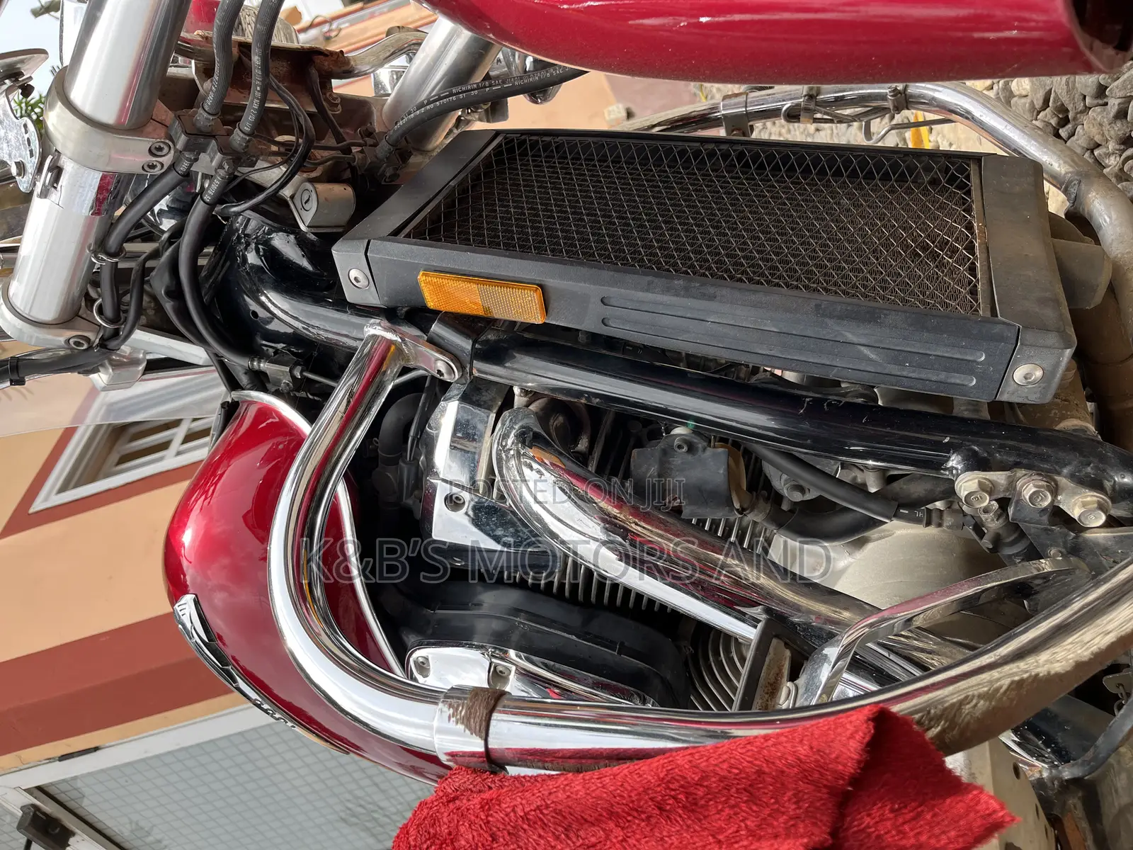 Honda 2003 Red