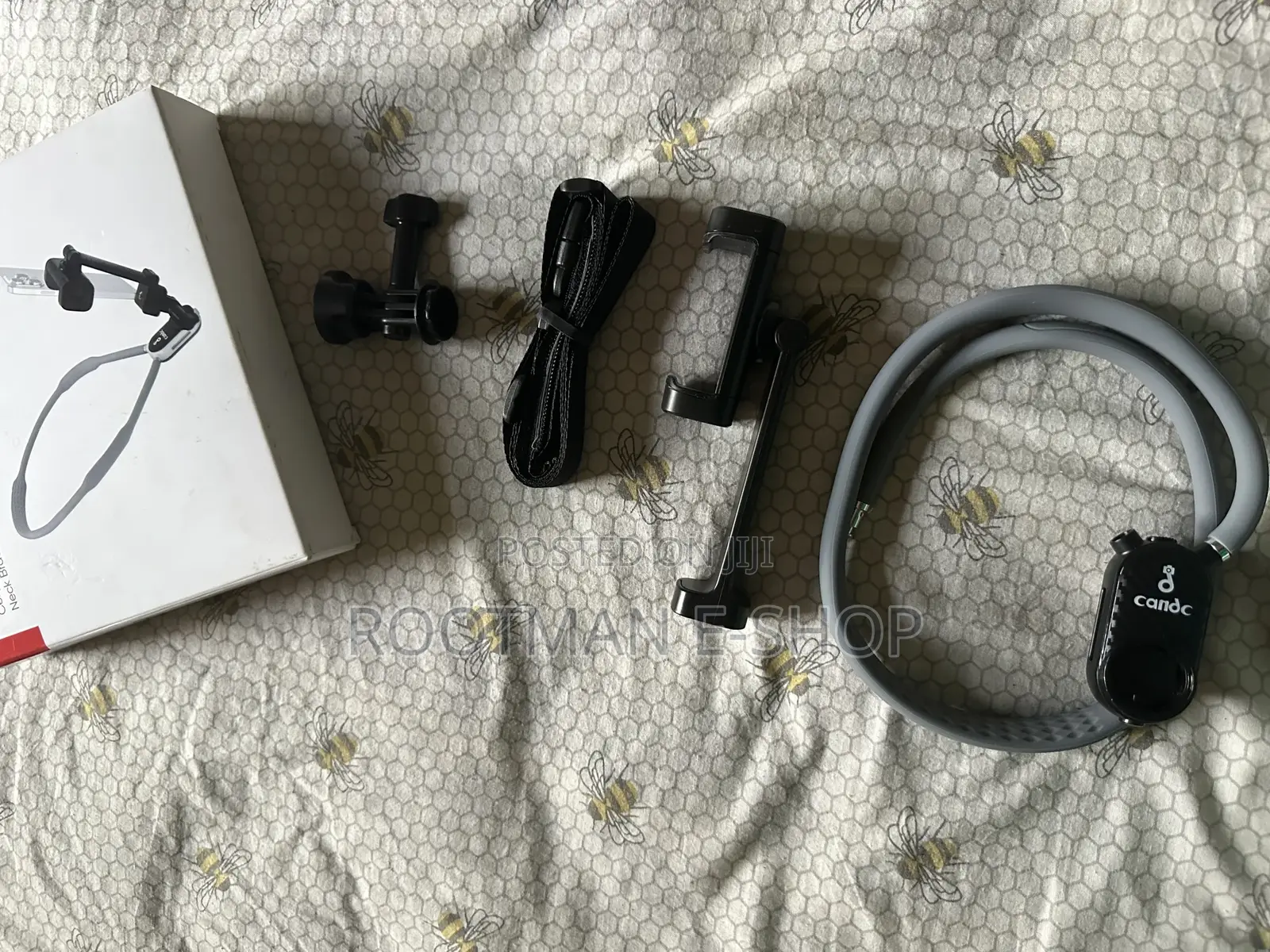 Universal Hands-Free Phone Mount With Neck Holder Chest Strap