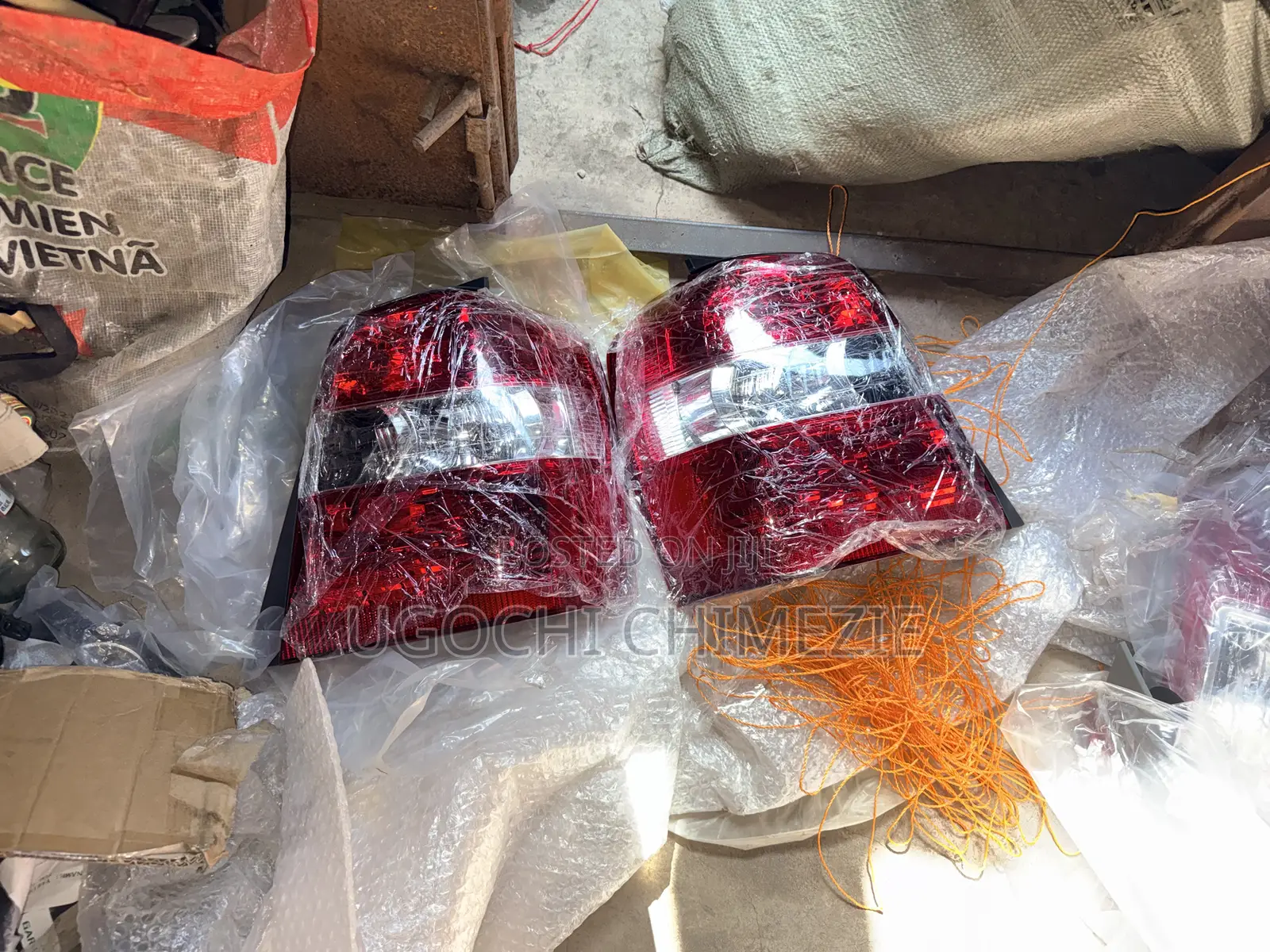 Toyota Highlander 2003/2004/2005/2006/2007 Tail Lights Pair
