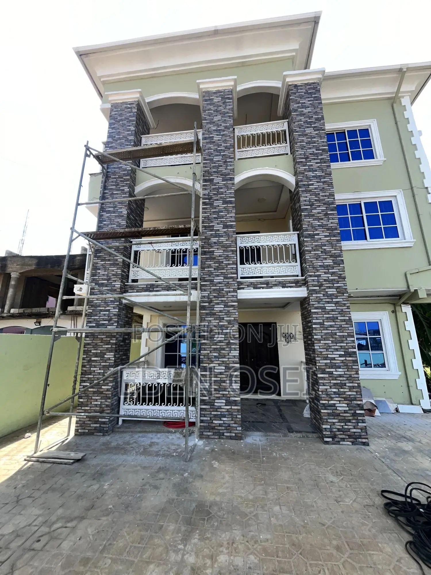 3bdrm Apartment in Dansoman for rent