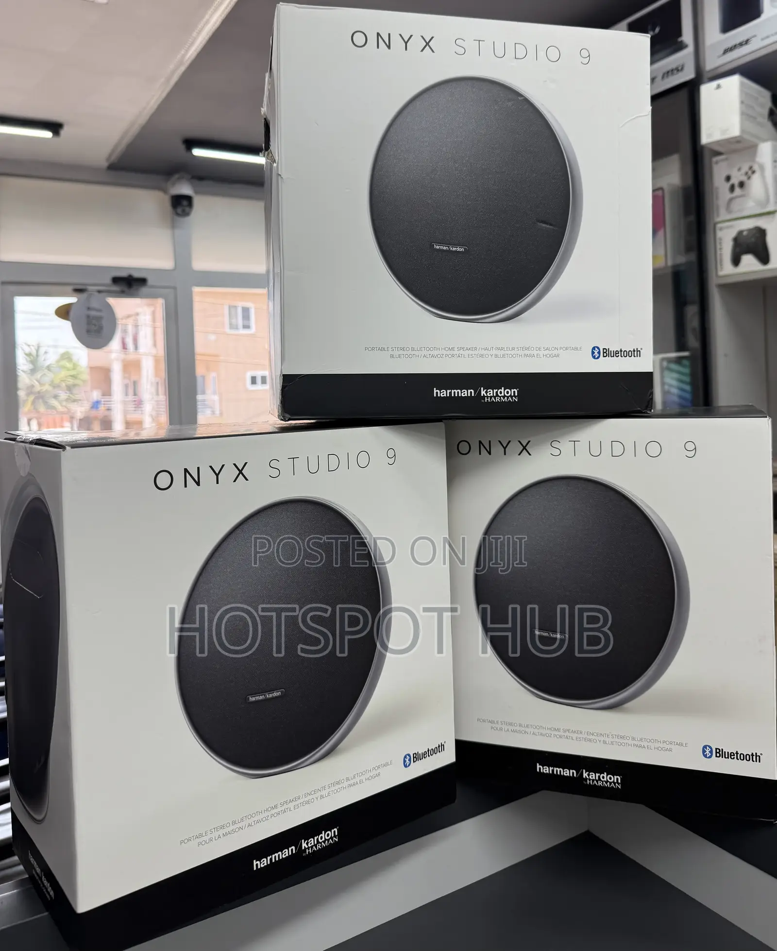Onyx Studio 9
