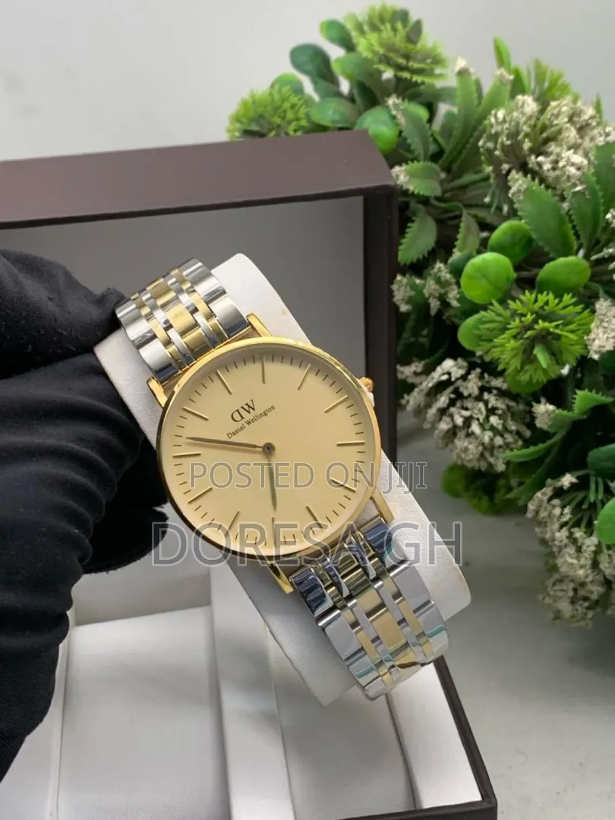 Daniel Wellington Metal Strap Watch–Unisex Designer Watch Gh