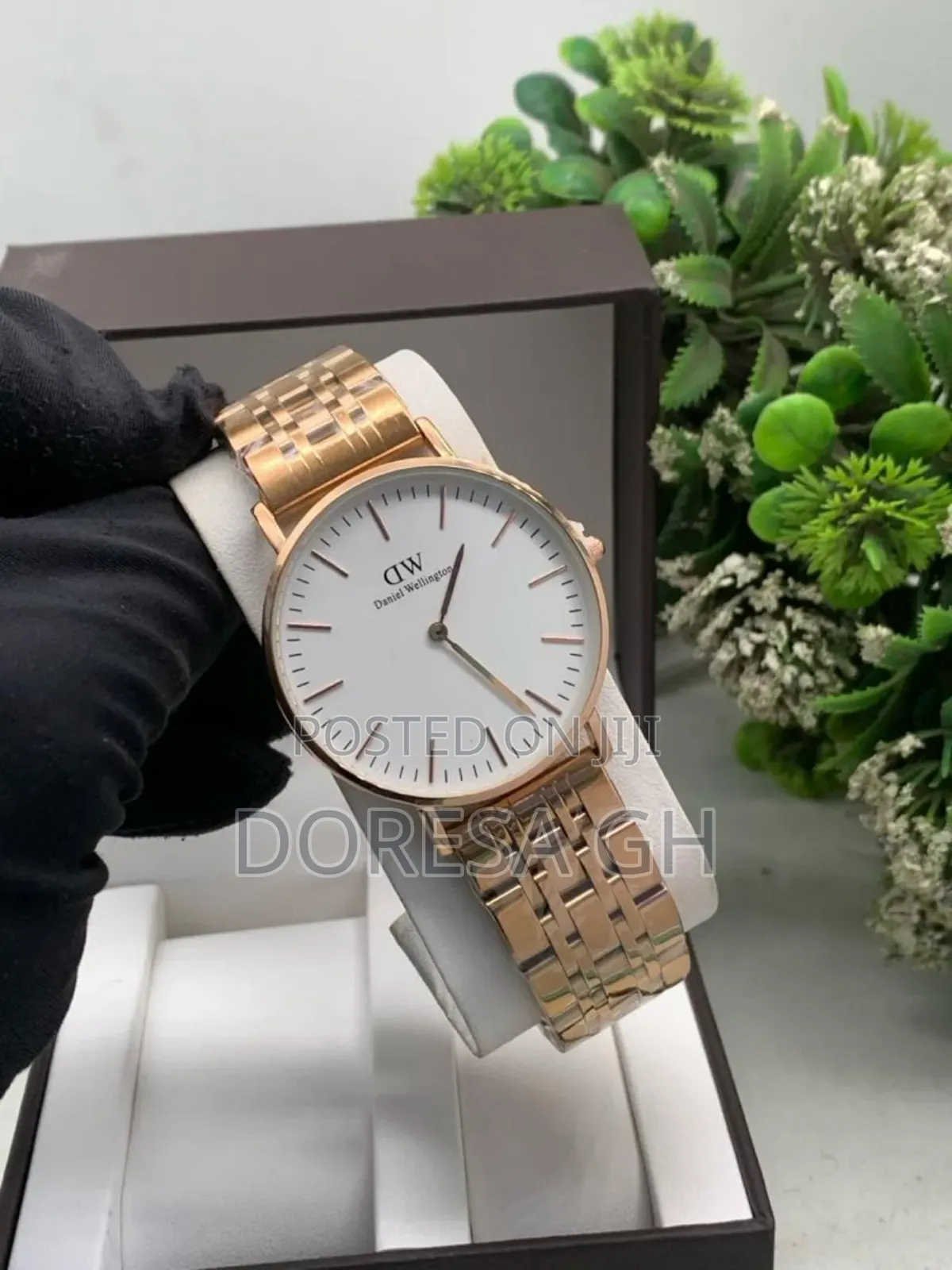 Daniel Wellington Metal Strap Watch–Unisex Designer Watch Gh