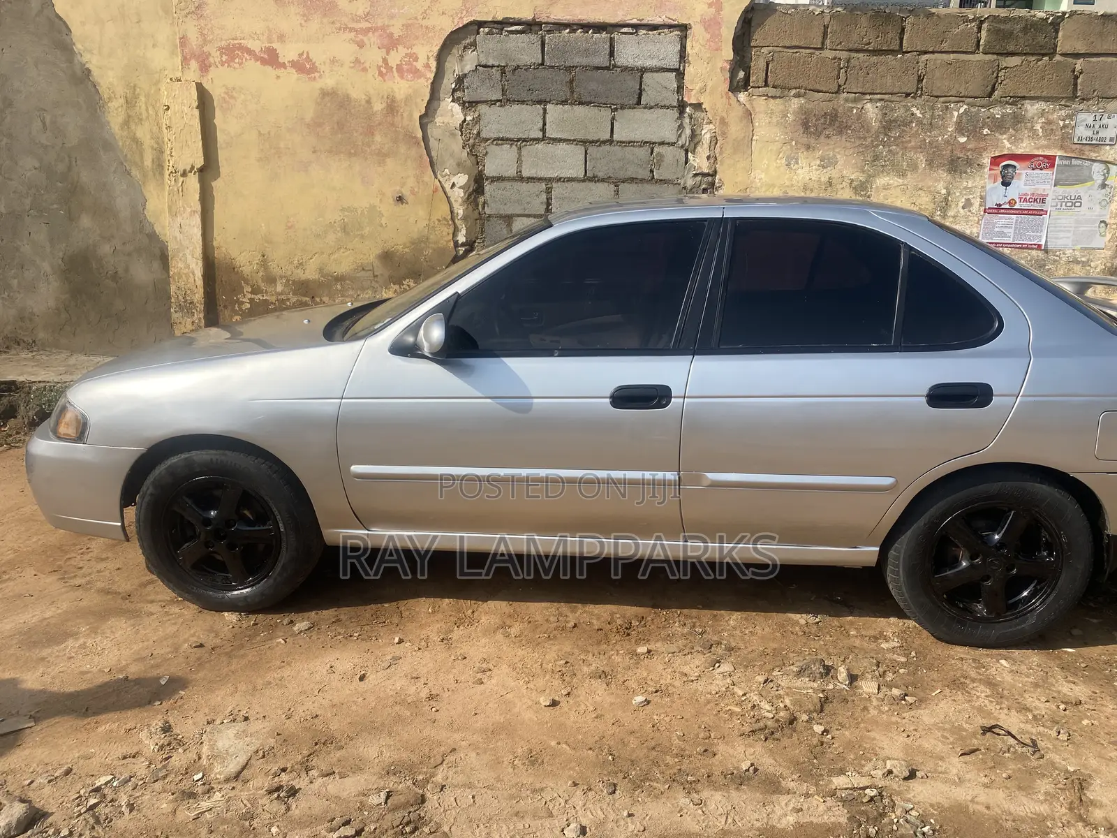 Nissan Sentra 2004 Silver
