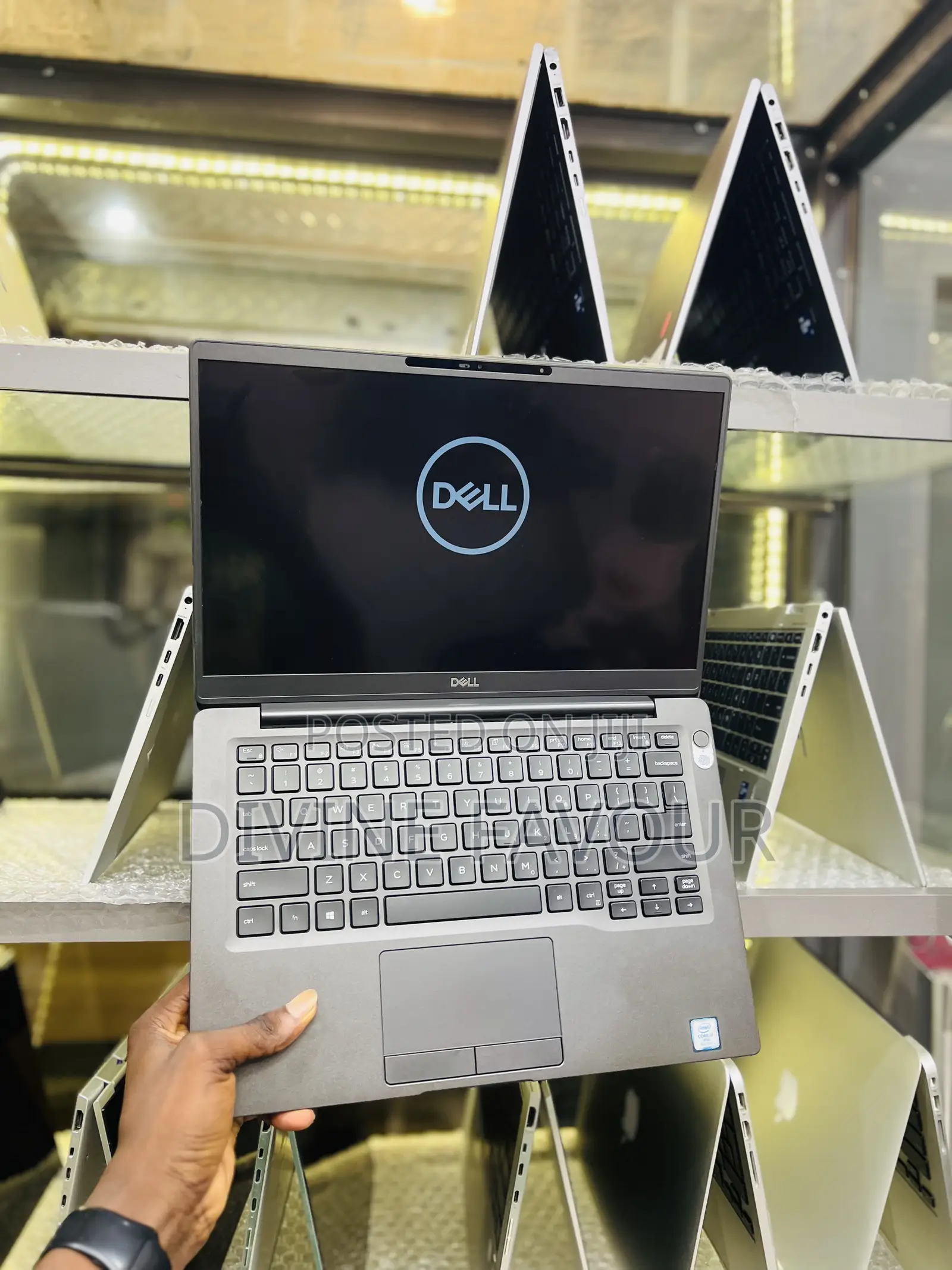 Laptop Dell Latitude 7400 8GB Intel Core i7 SSD 256GB