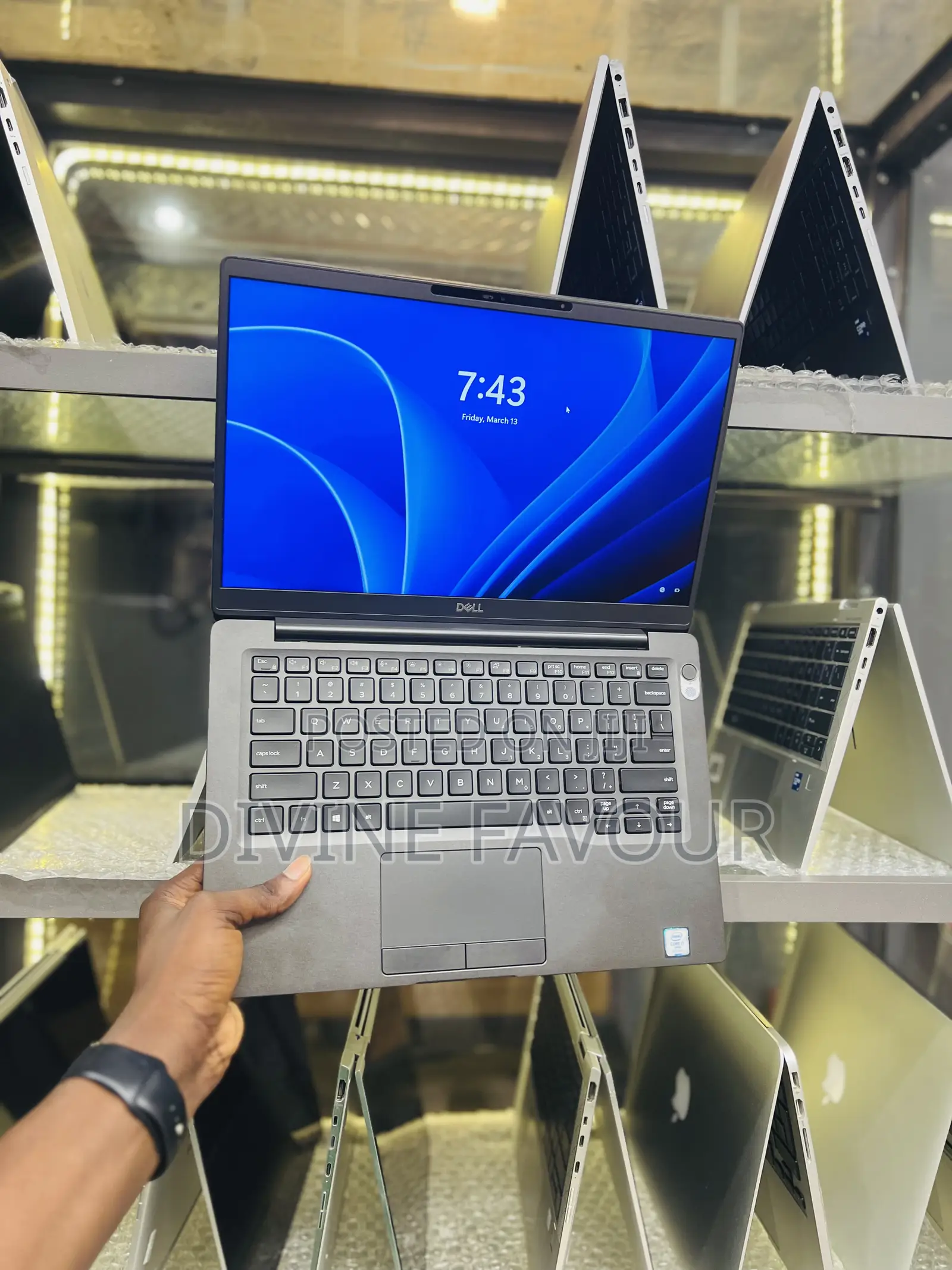 Laptop Dell Latitude 7400 8GB Intel Core i7 SSD 256GB