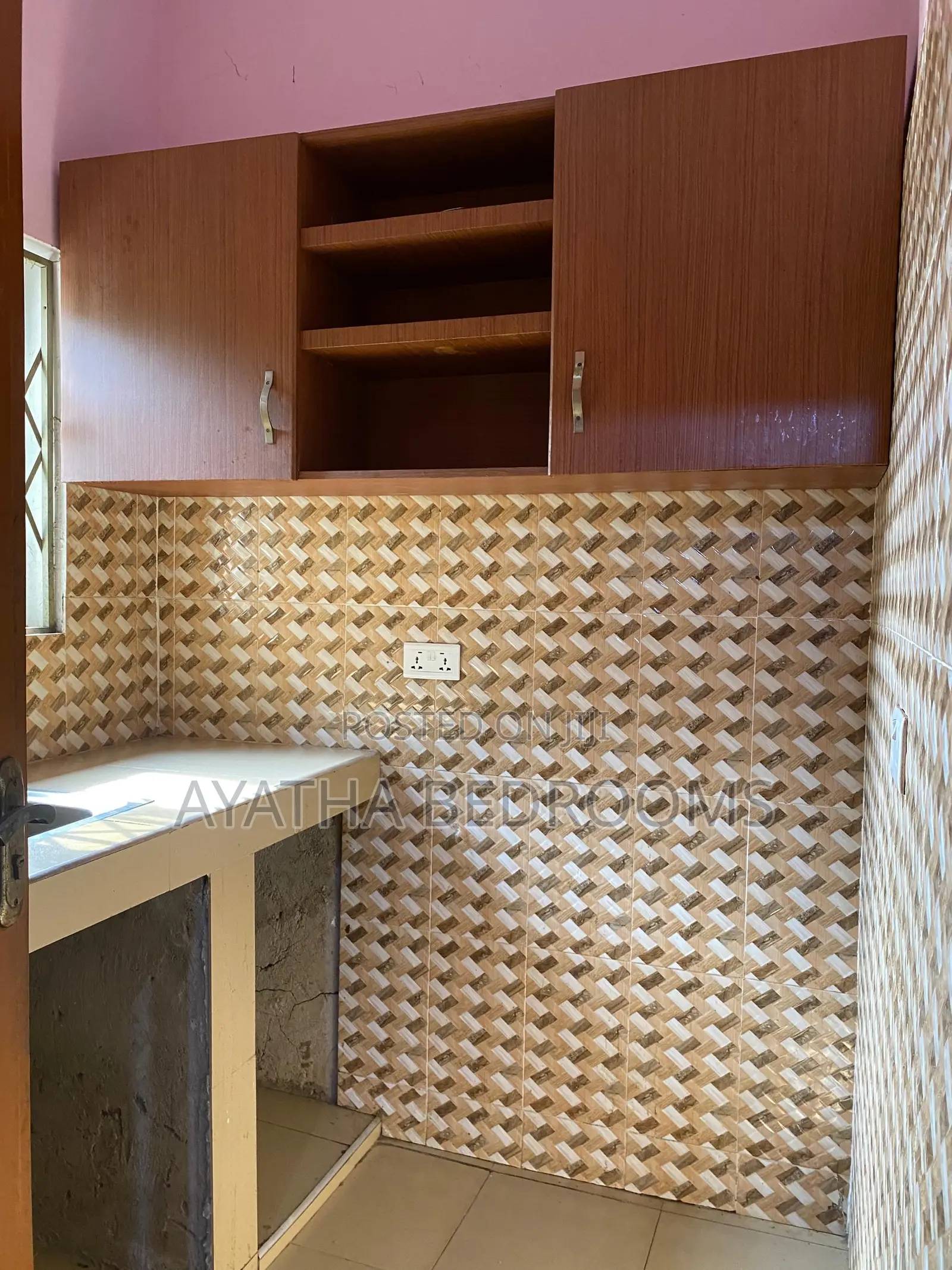 1bdrm Apartment in Tseaddo for rent