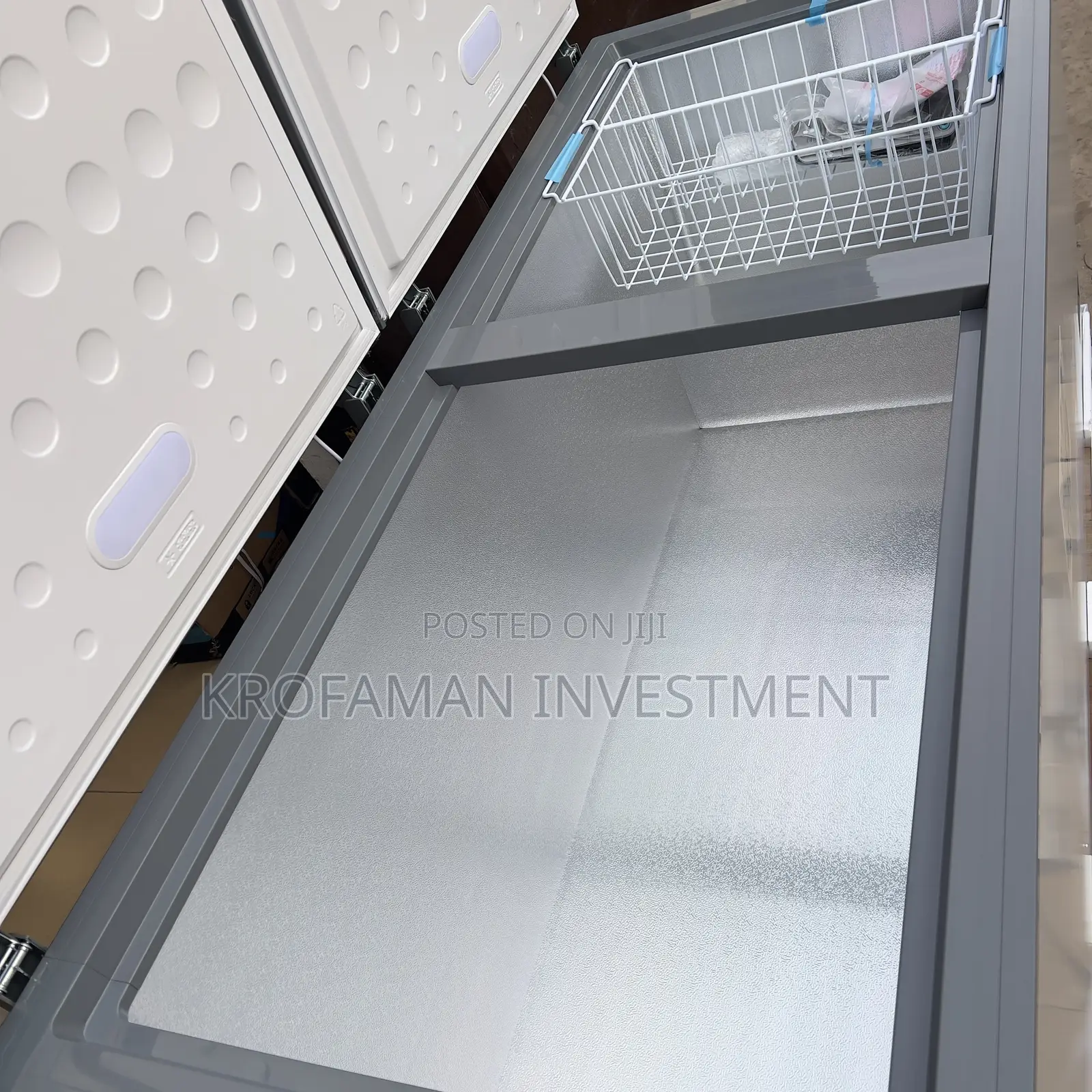 Legacy 710h Double Door Chest Freezer