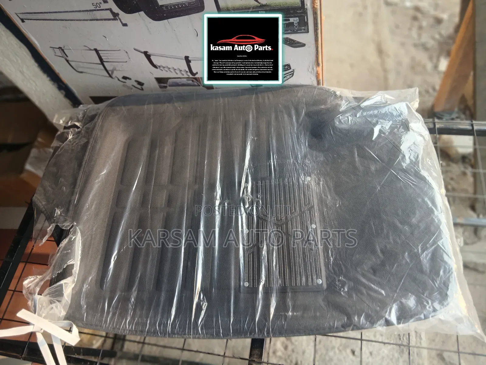 Universal Car Carpet Different Types of Colours Red,Black,Brown