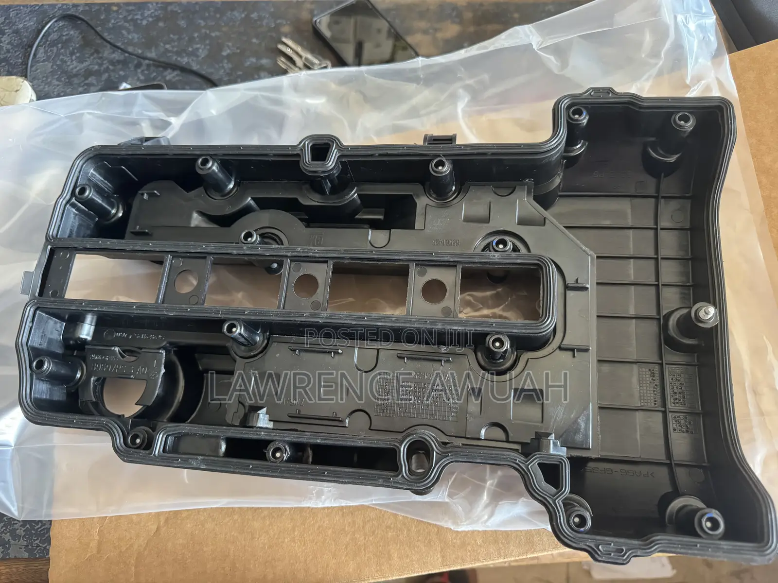 Chevrolet Cruz Original Engine Cover Seal Available