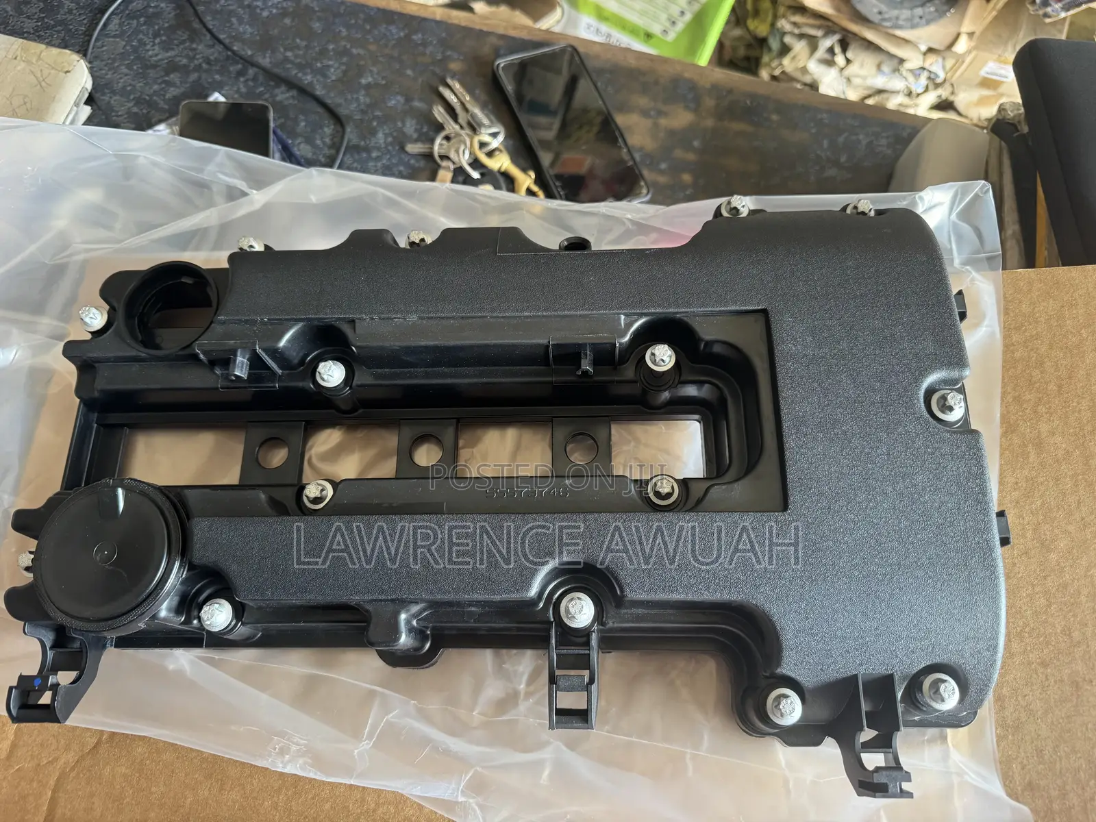 Chevrolet Cruz Original Engine Cover Seal Available