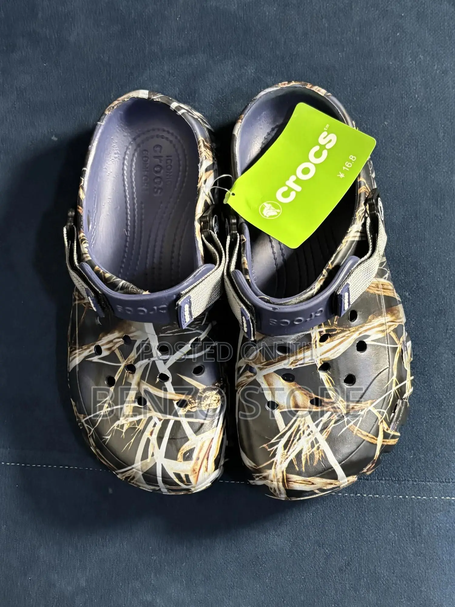 Original Designed Crocs Clogs Unisex – Stylish Pattern Crocs For Men