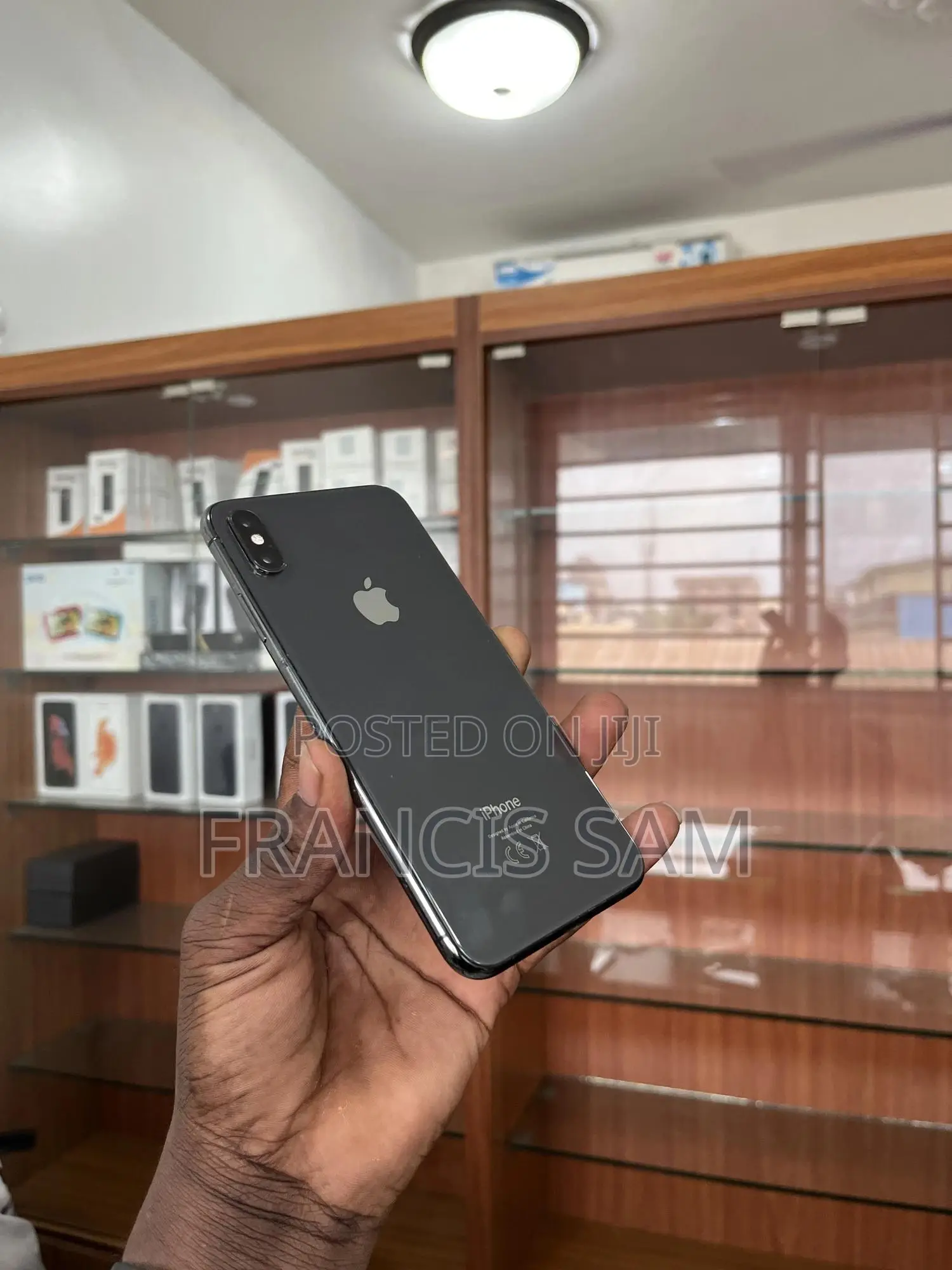 Apple iPhone XS Max 64 GB Black