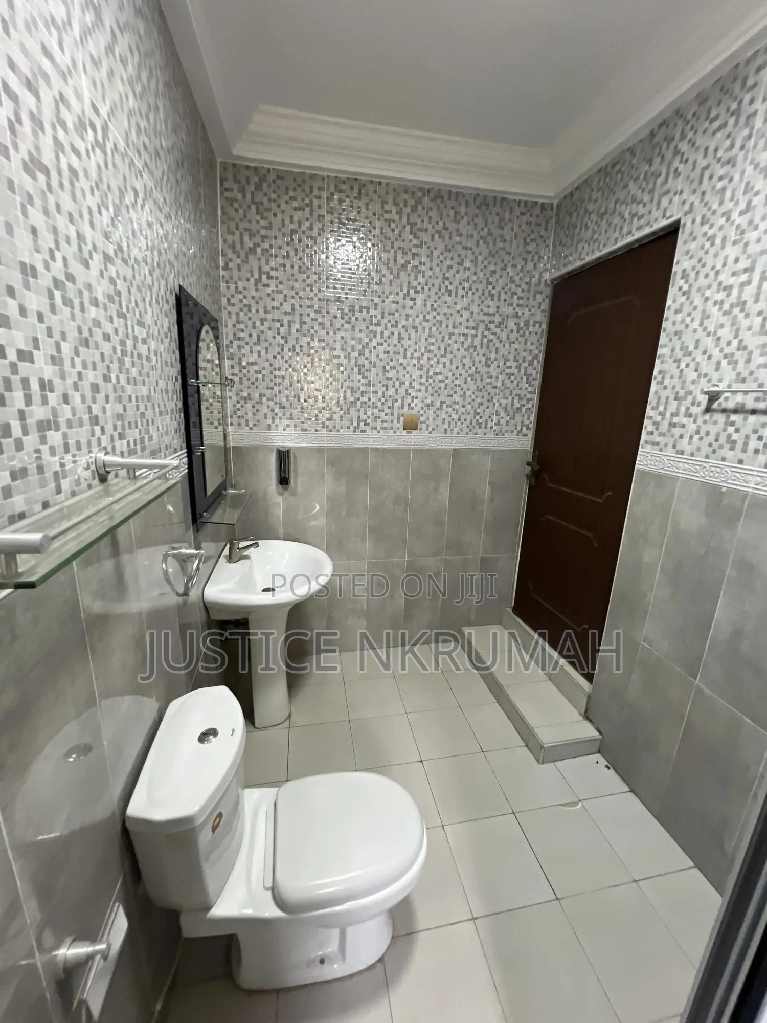 3bdrm Apartment in Mr Justice Estate, Bortiano for rent