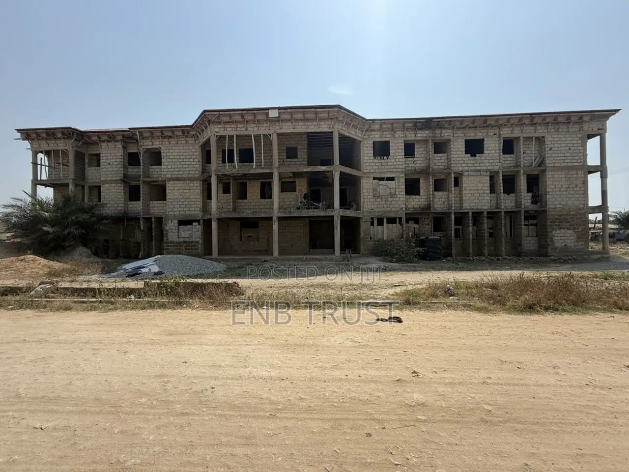 40 Bedrooms for Sale at Weija London Bar