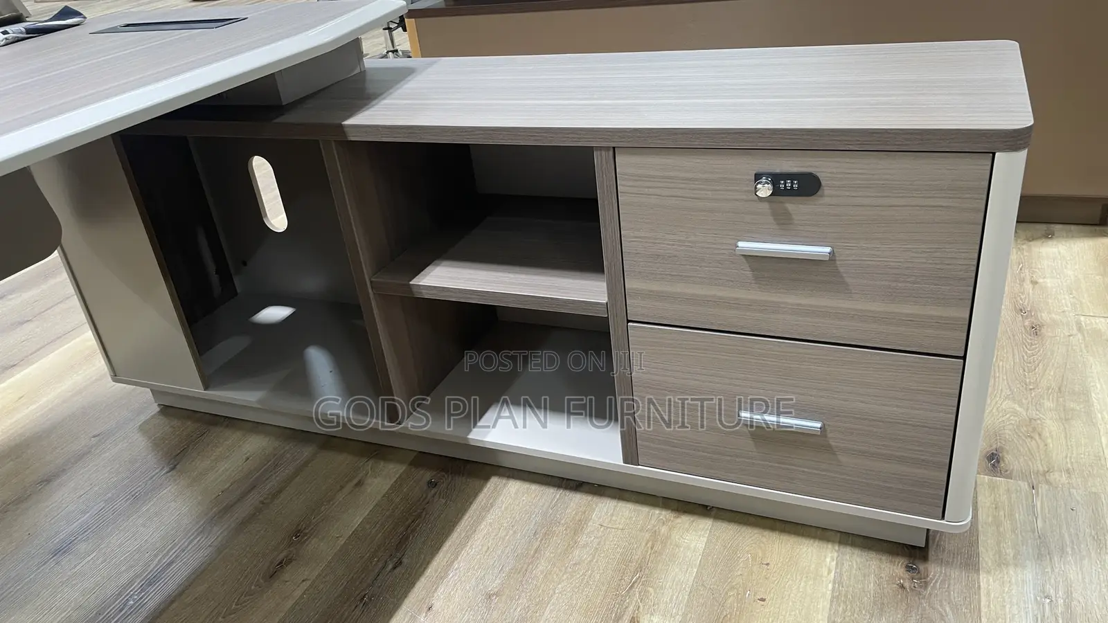 Executive Office Desk (Bt01)