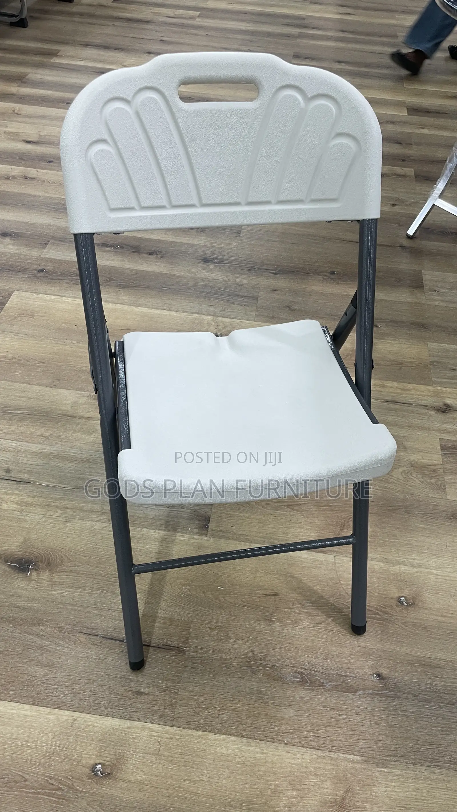 Foldable Chair (Y - 01)