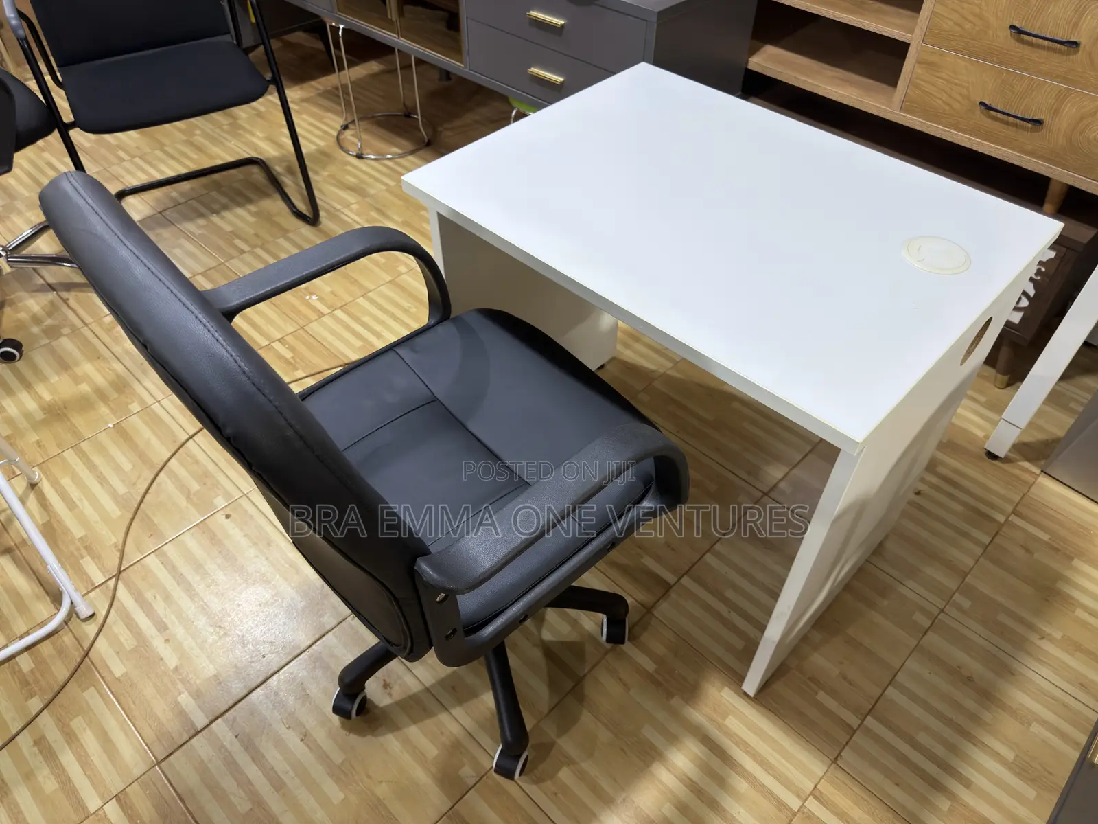 Uk Used Table And Chair (80x60cm) Table Size
