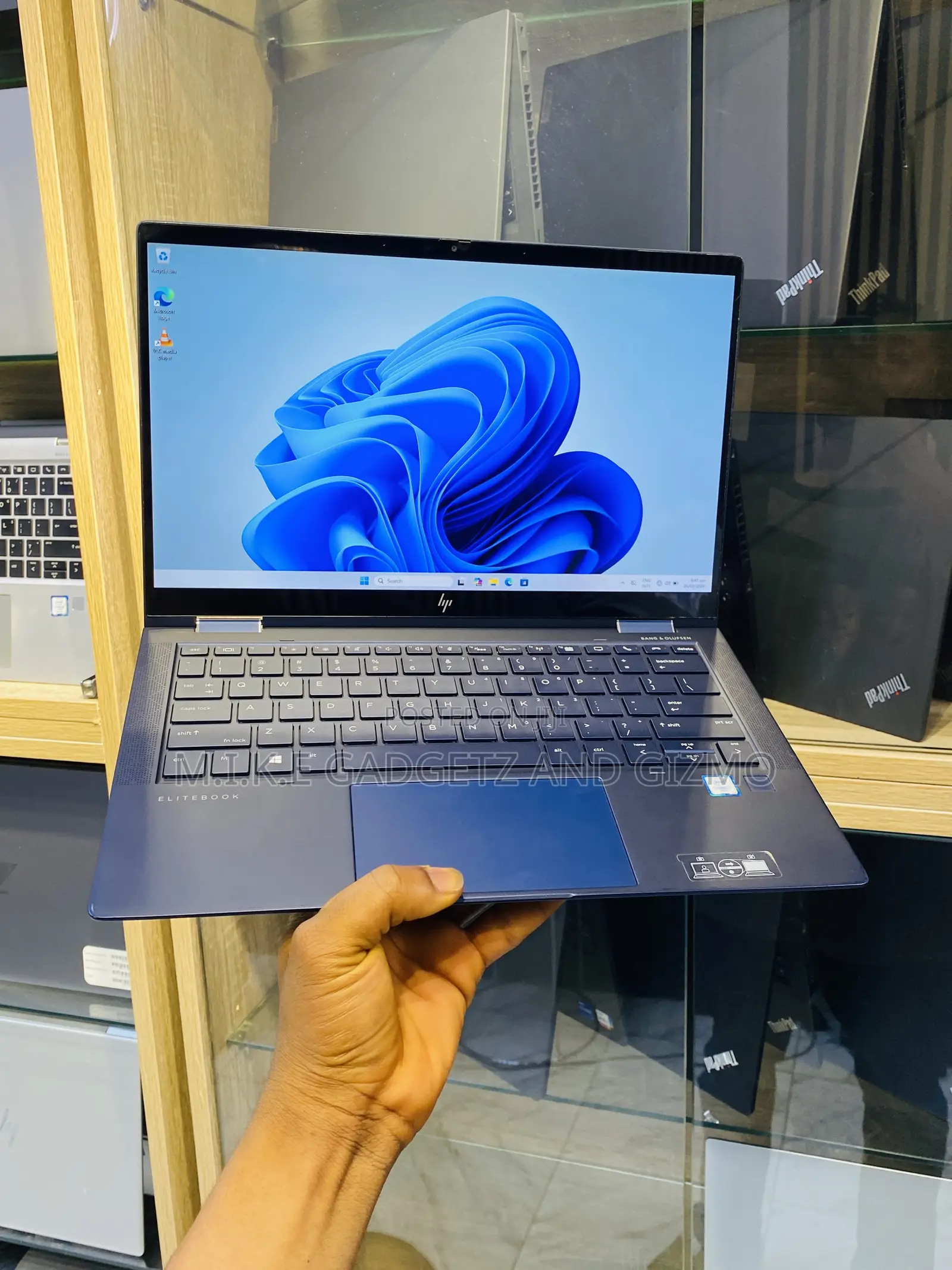 Laptop HP Dragonfly G3 16GB Intel Core i7 SSD 512GB
