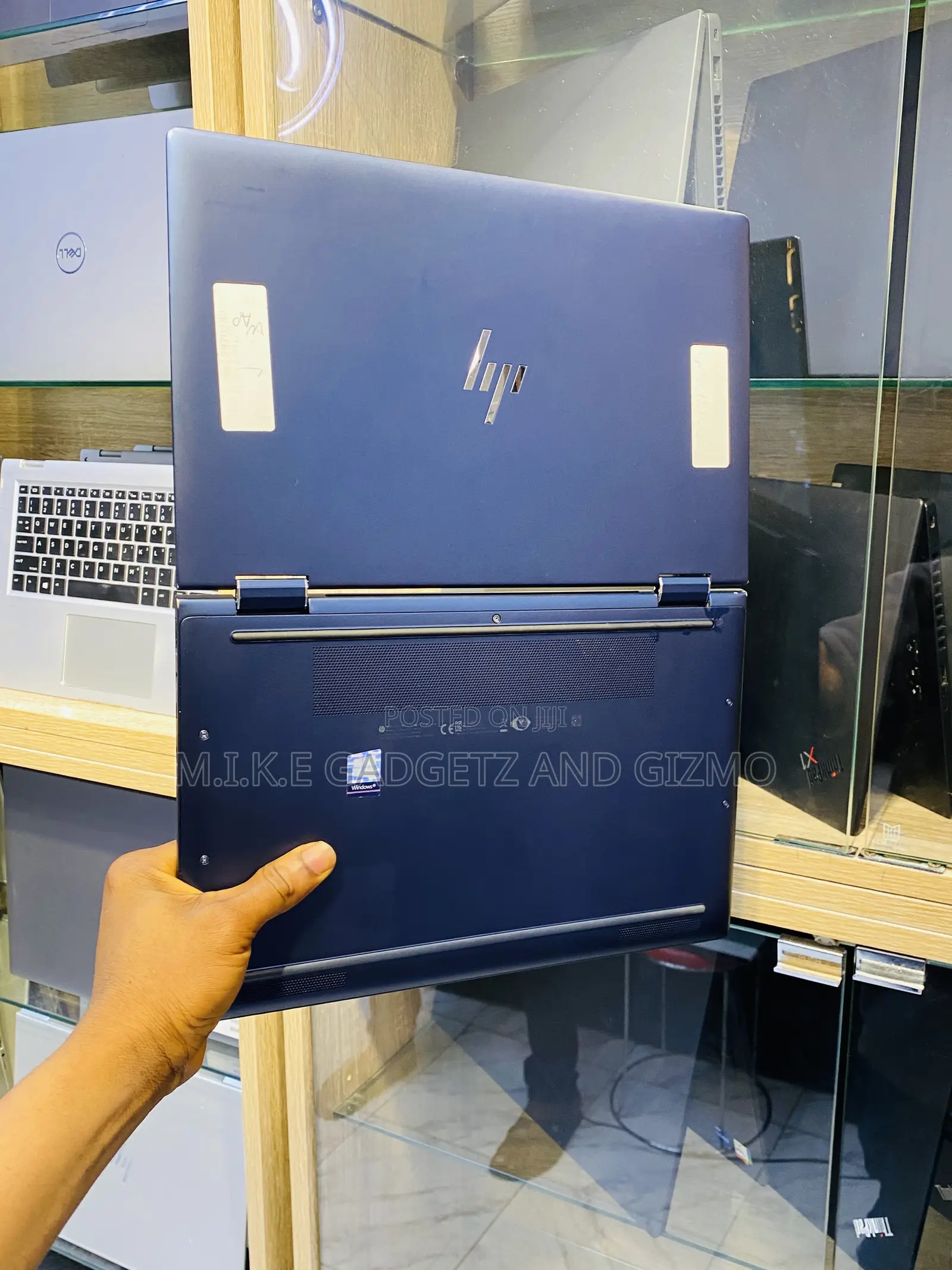 Laptop HP Dragonfly G3 16GB Intel Core i7 SSD 512GB