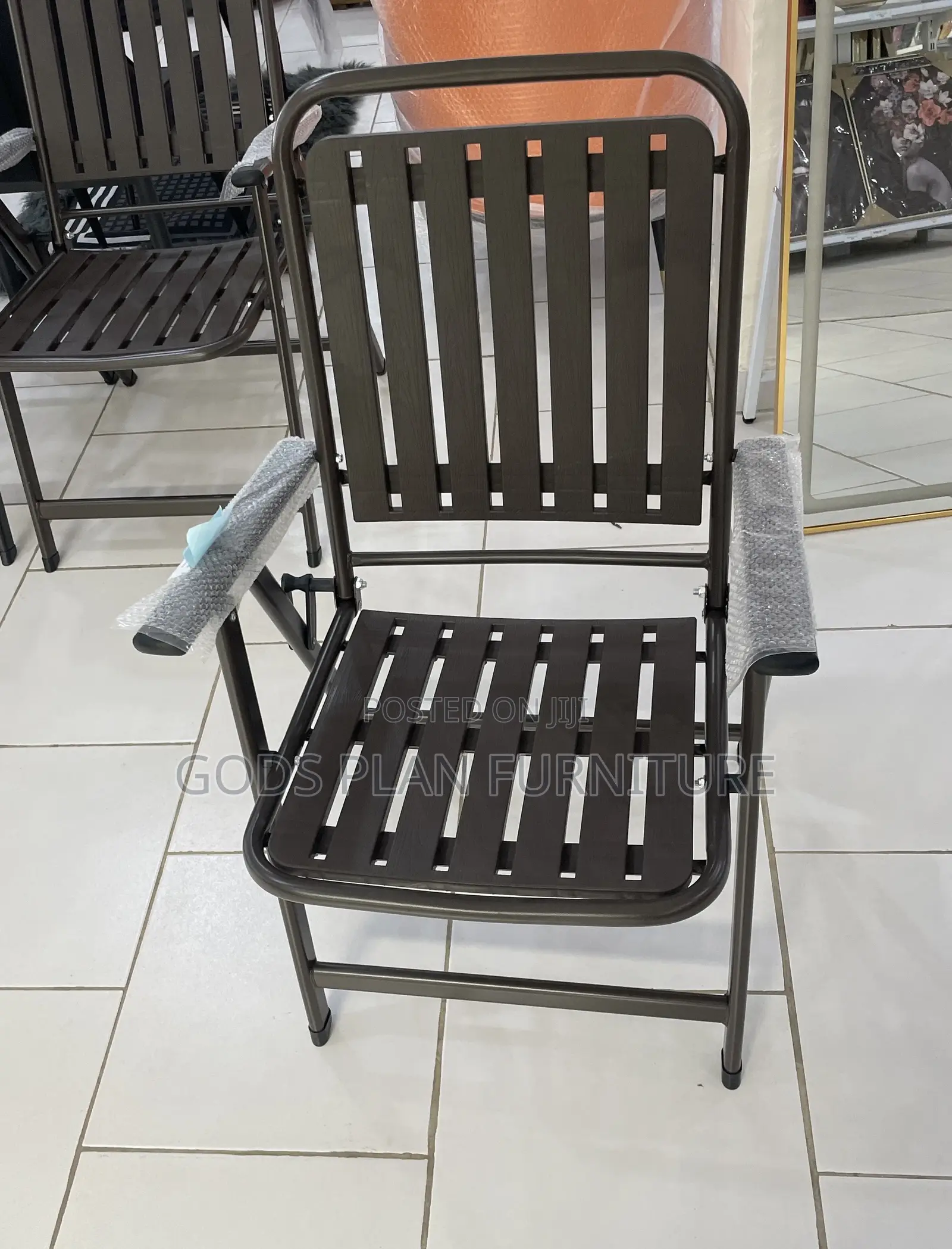 Foldable Armchair