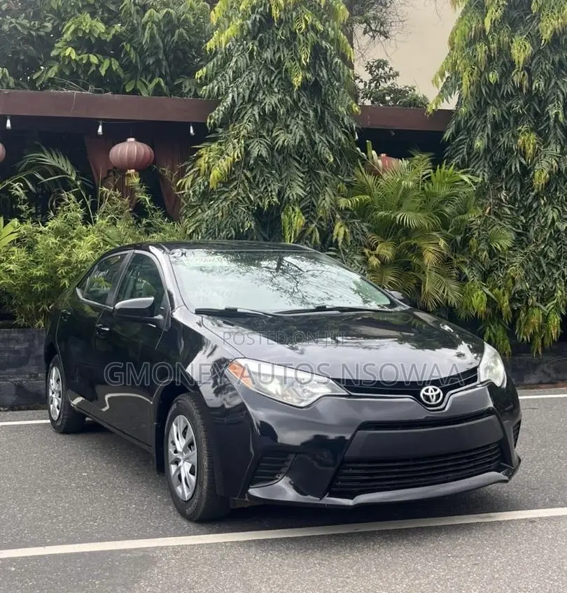 Toyota Corolla LE 4dr Sedan (1.8L 4cyl CVT) 2016 Black