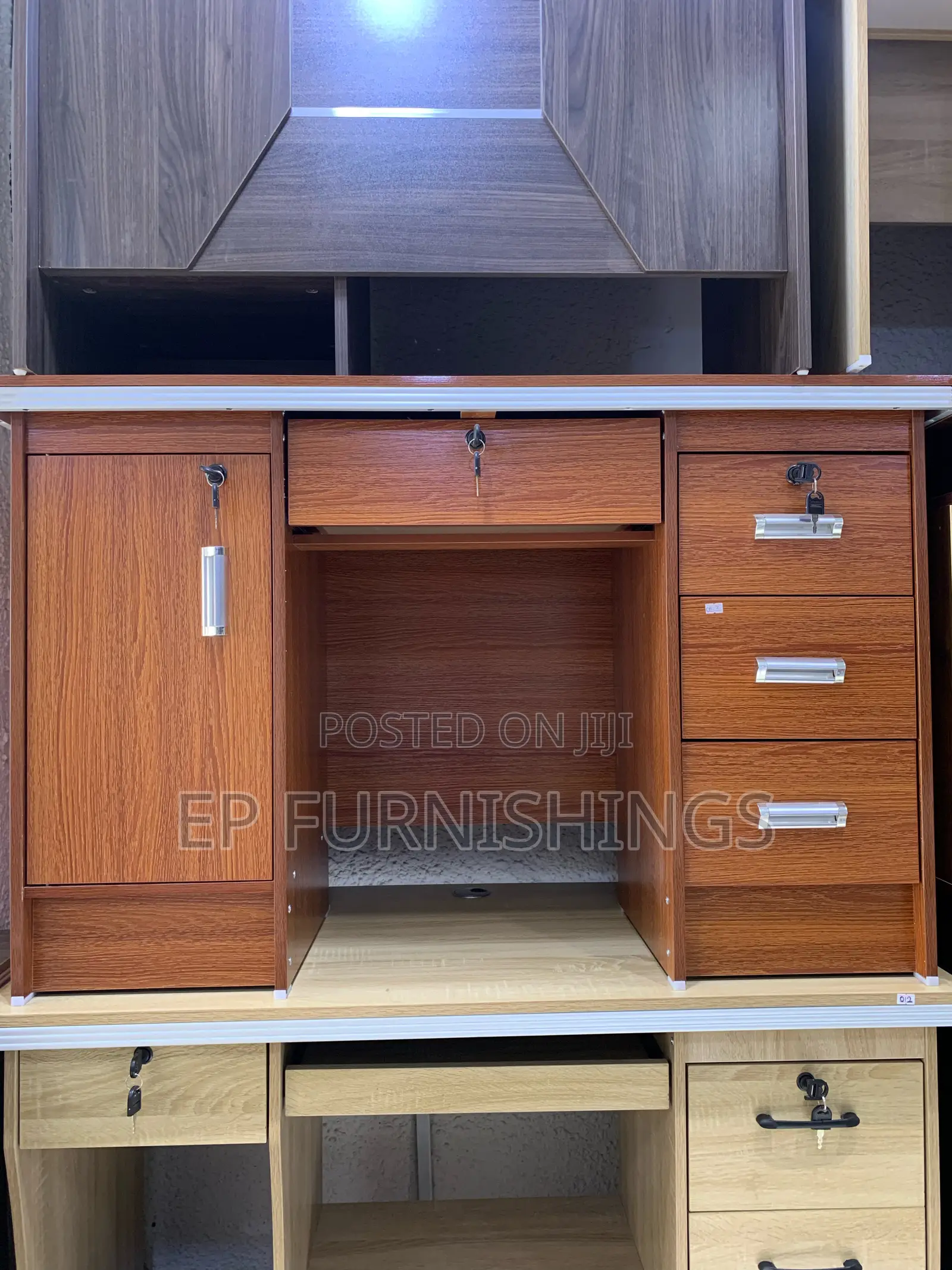 Office Desk Unit
