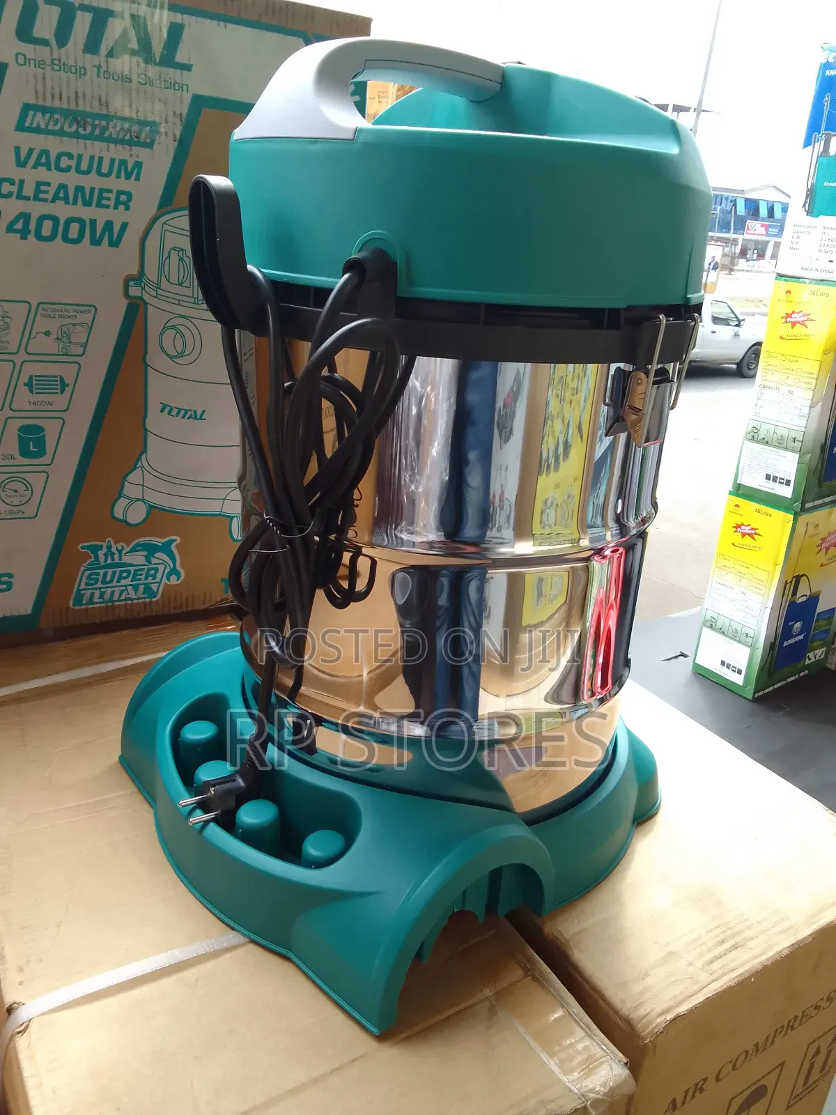 Total Vacuum Cleaner 30l Wet and Dry Cleaning