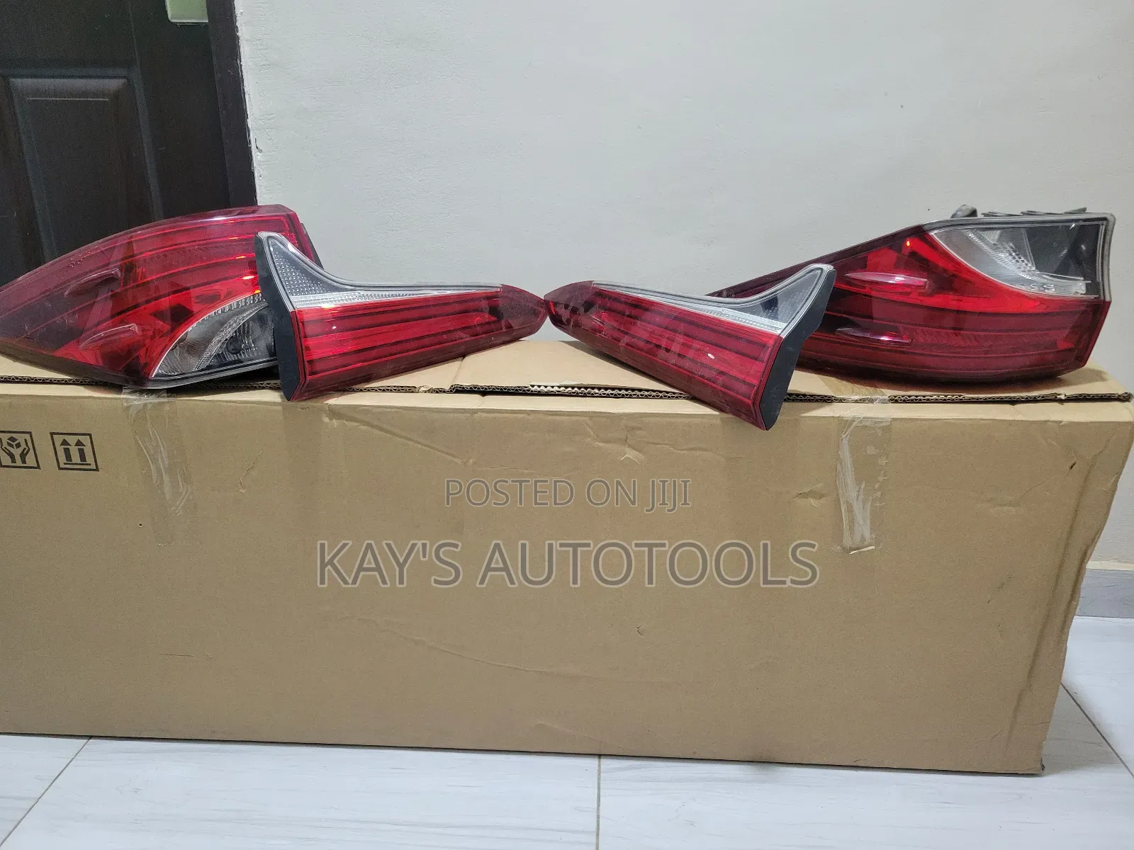 Toyota Fortuner Set of Tail Lights