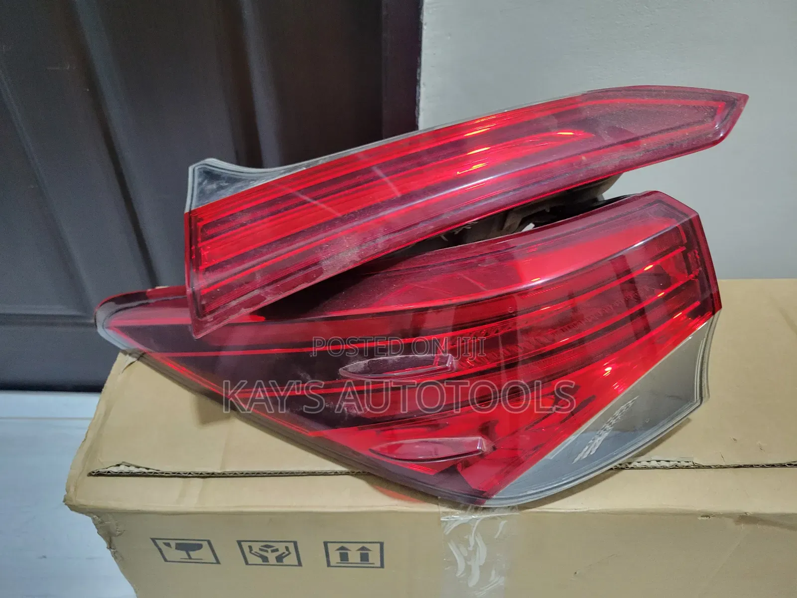 Toyota Fortuner Set of Tail Lights