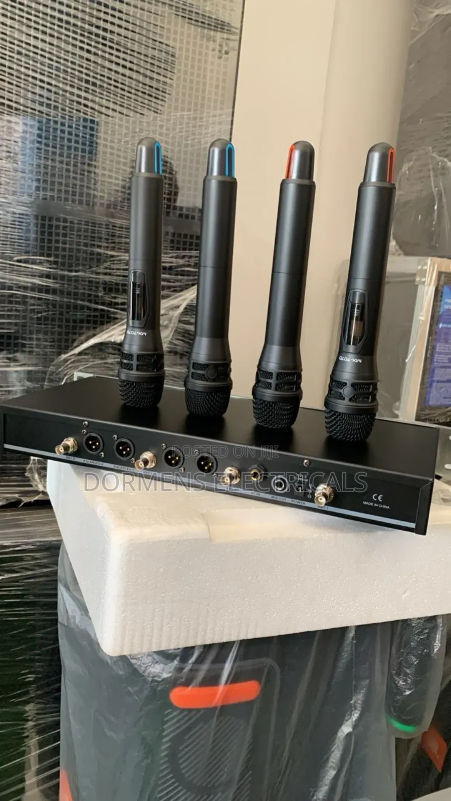 Shure Mx7070 4in 1 Lapel Wireless Microphone