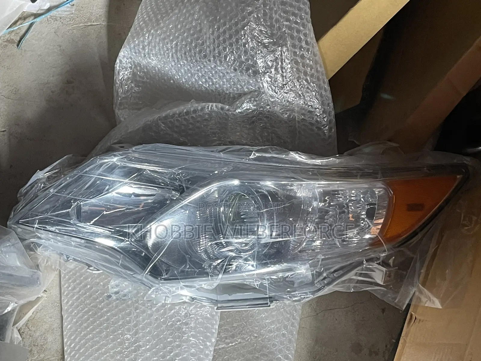 Toyota Camry 2014 Head Light